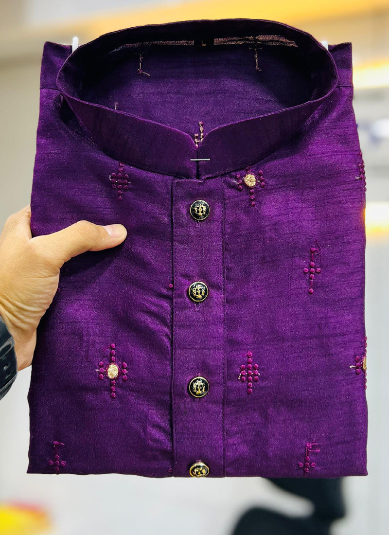 Prazu Fashion Purple Silk Embroidered Kurta With Pajama