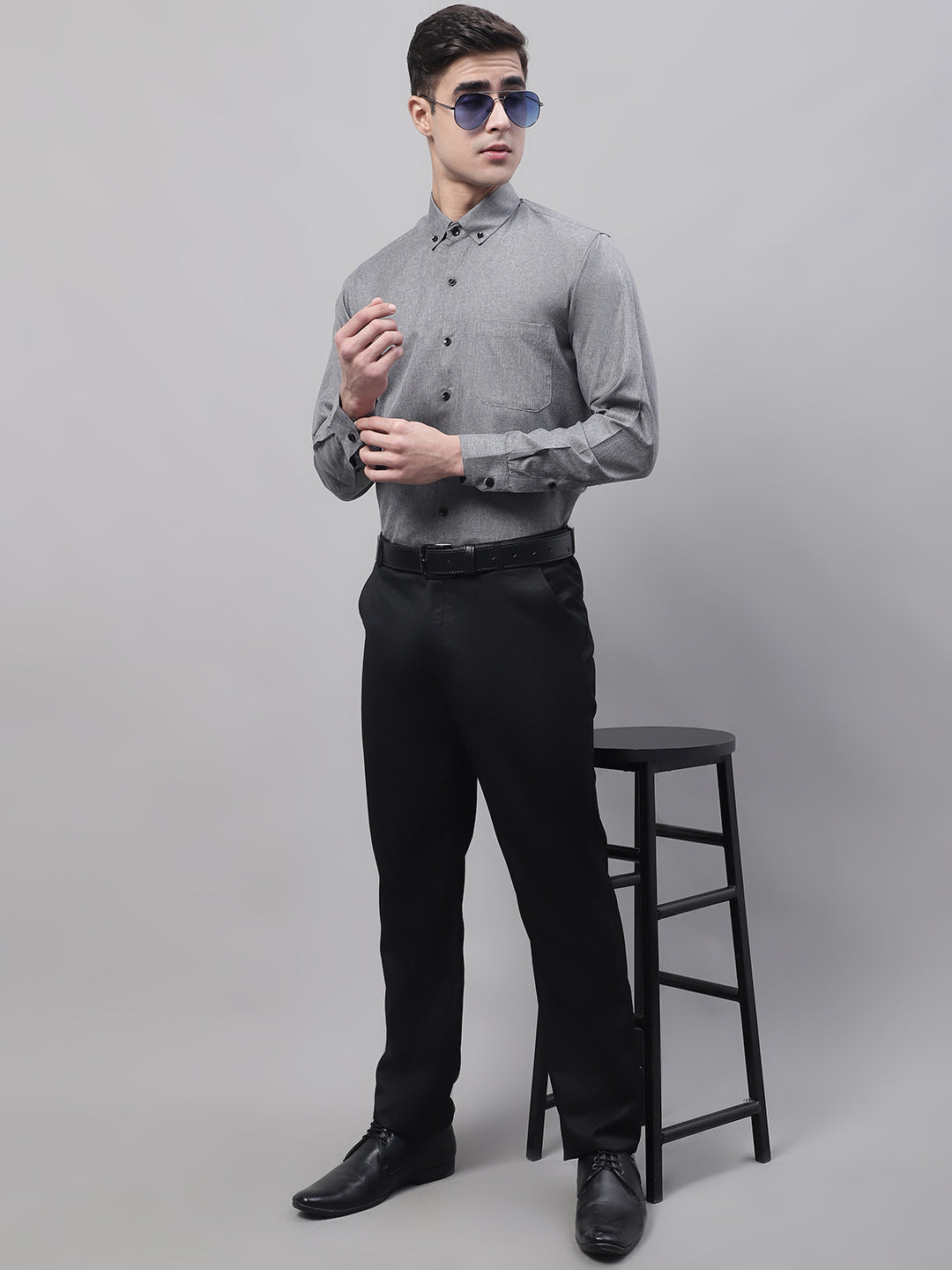 Jainish Men's Dark-Grey Cotton Solid Formal Shirt