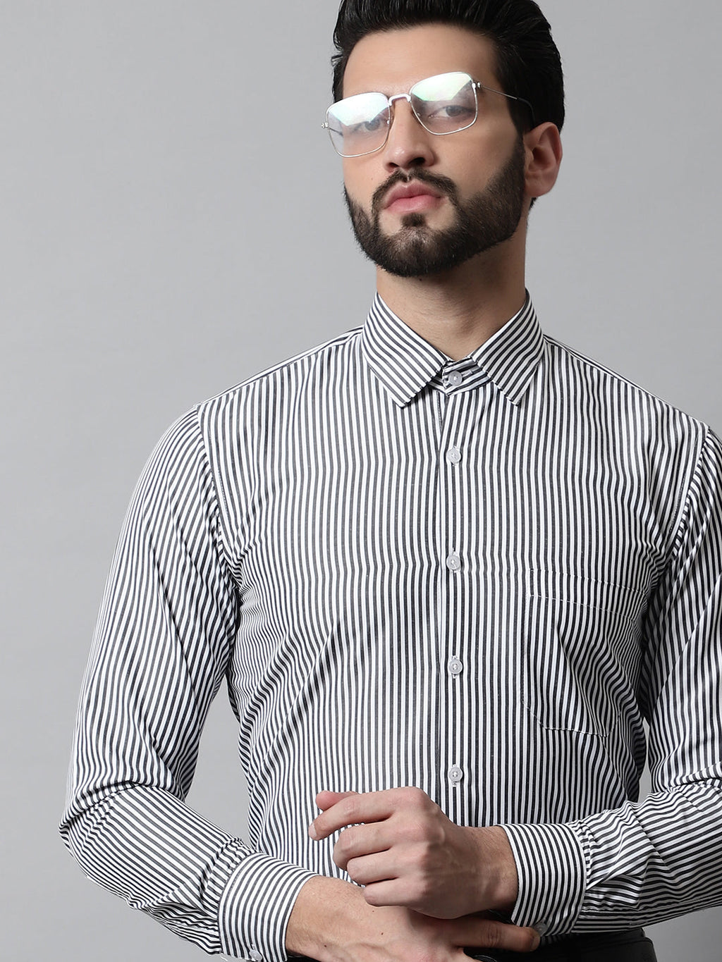 Jainish Men's Black & White Regular Fit Striped Formal Shirt