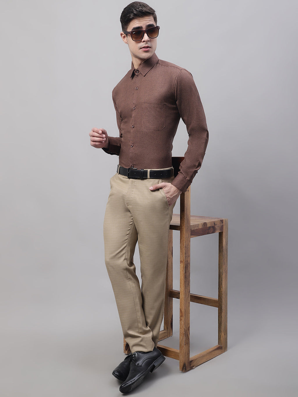 Jainish Men's Coffee Brown Cotton Solid Formal Shirt
