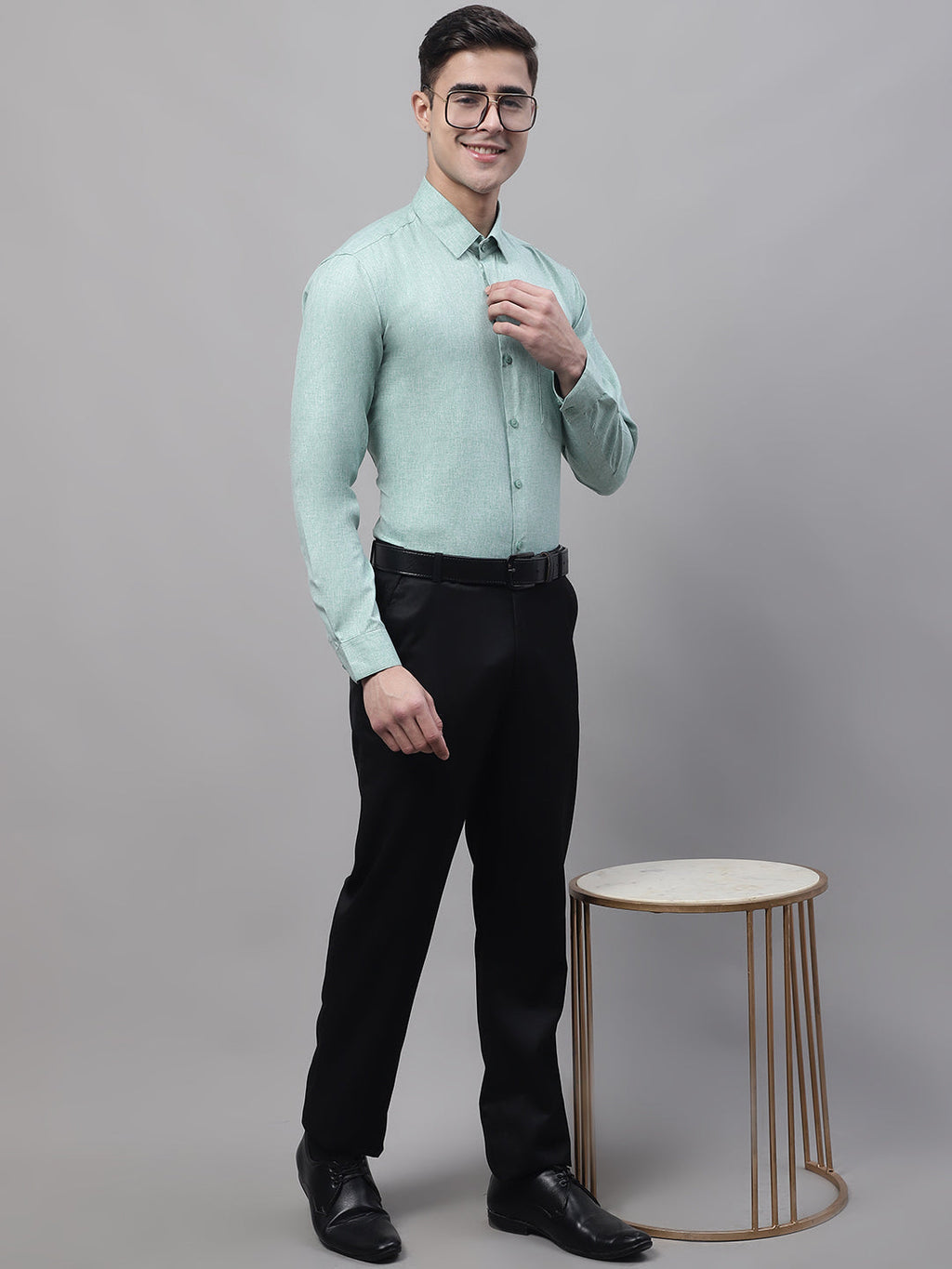 Jainish Men's Green Cotton Solid Formal Shirt