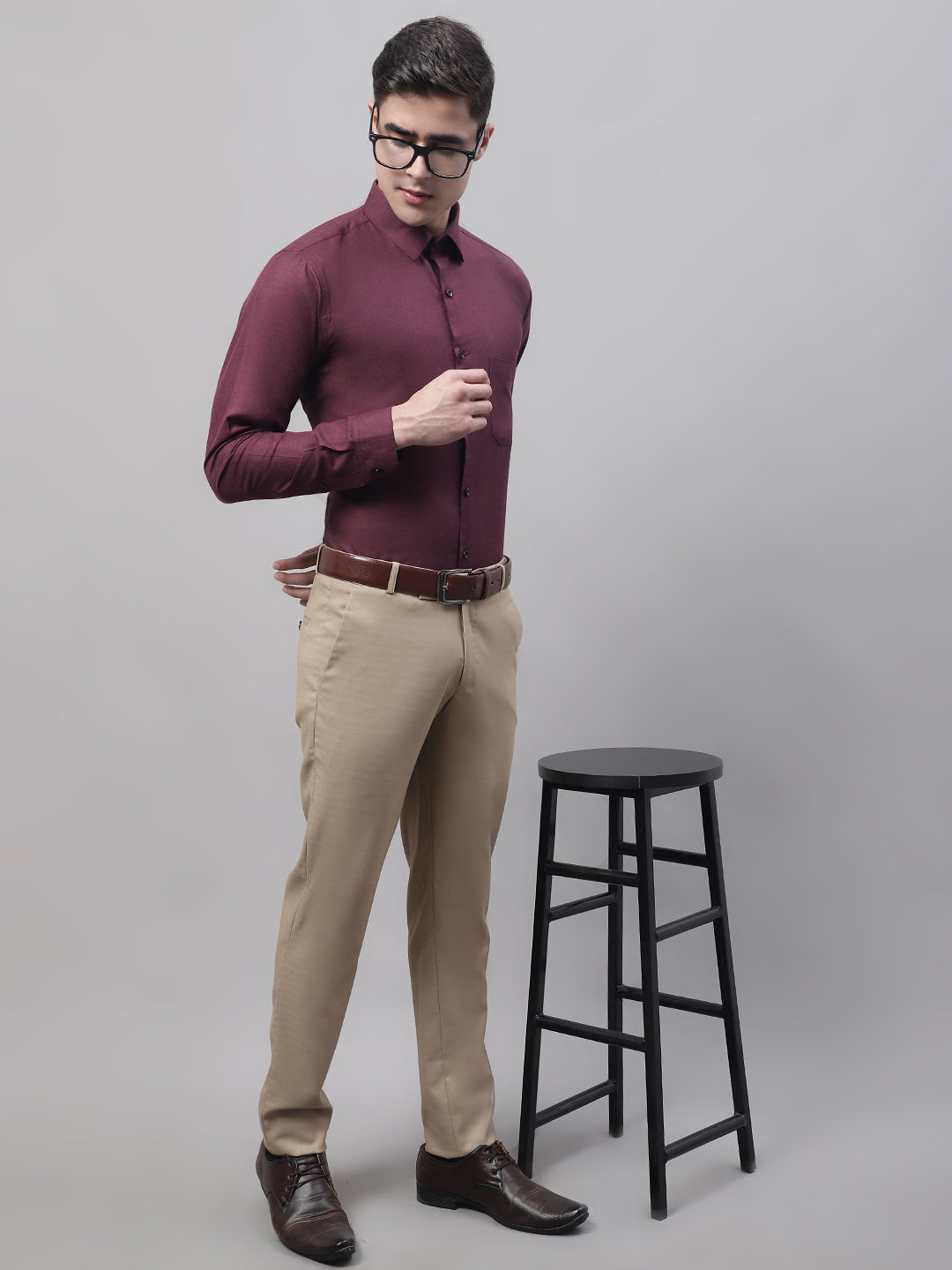 Jainish Men's Maroon Cotton Solid Formal Shirt