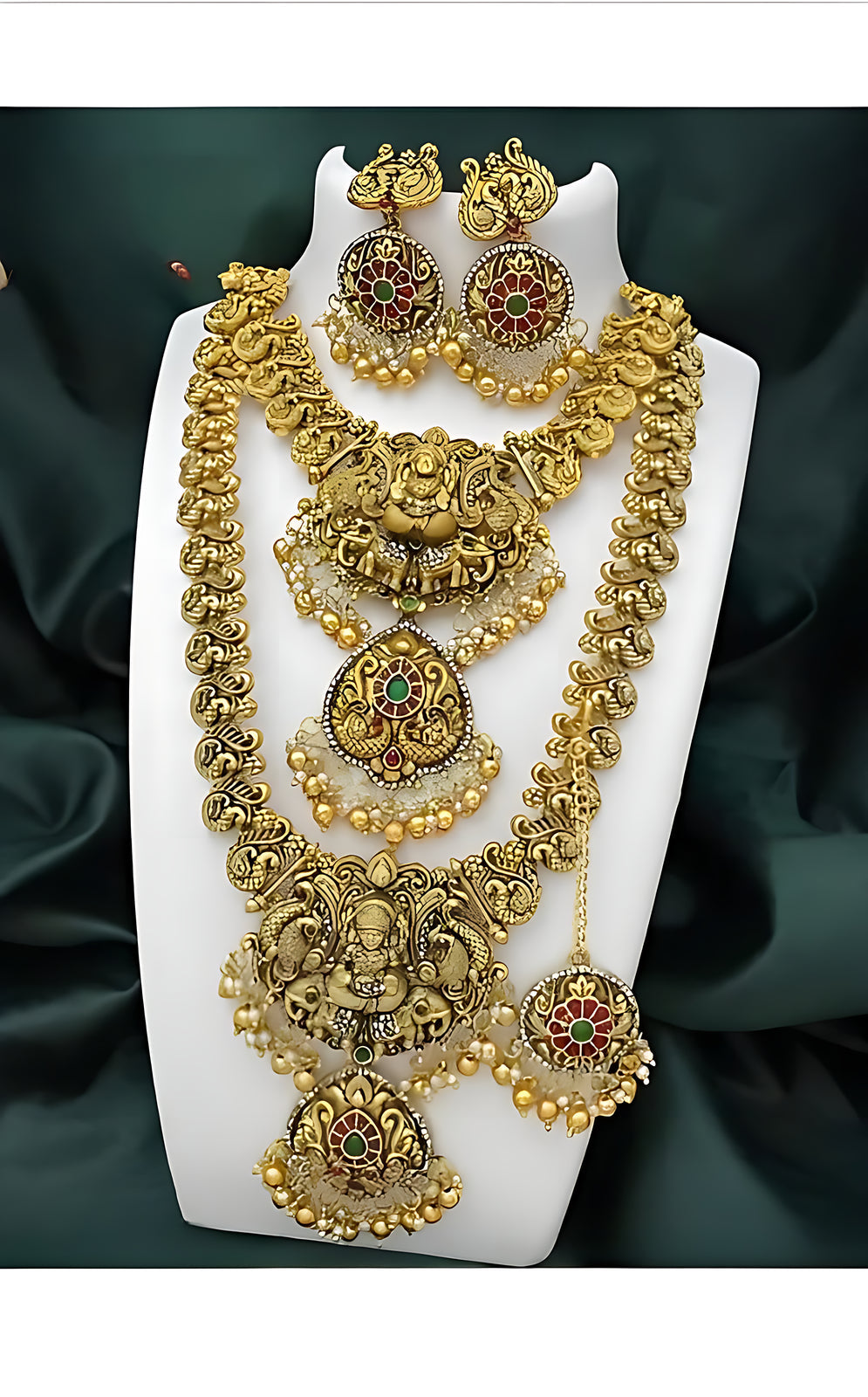 Jewel City Royal Temple Design Lakshmi Kaasu Mala Set with Chandbali Earrings & Tikka