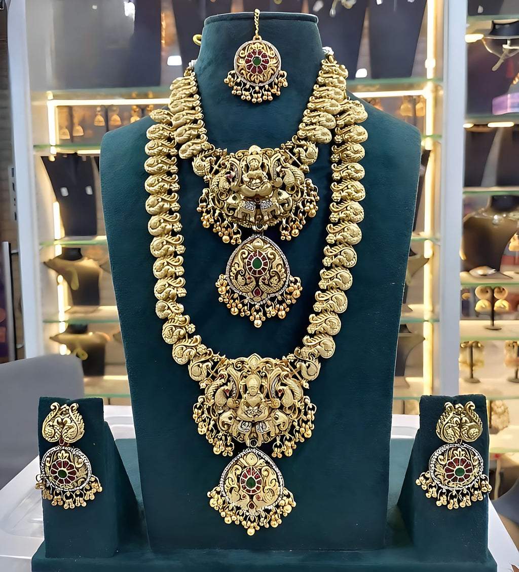 Jewel City Royal Temple Design Lakshmi Kaasu Mala Set with Chandbali Earrings & Tikka