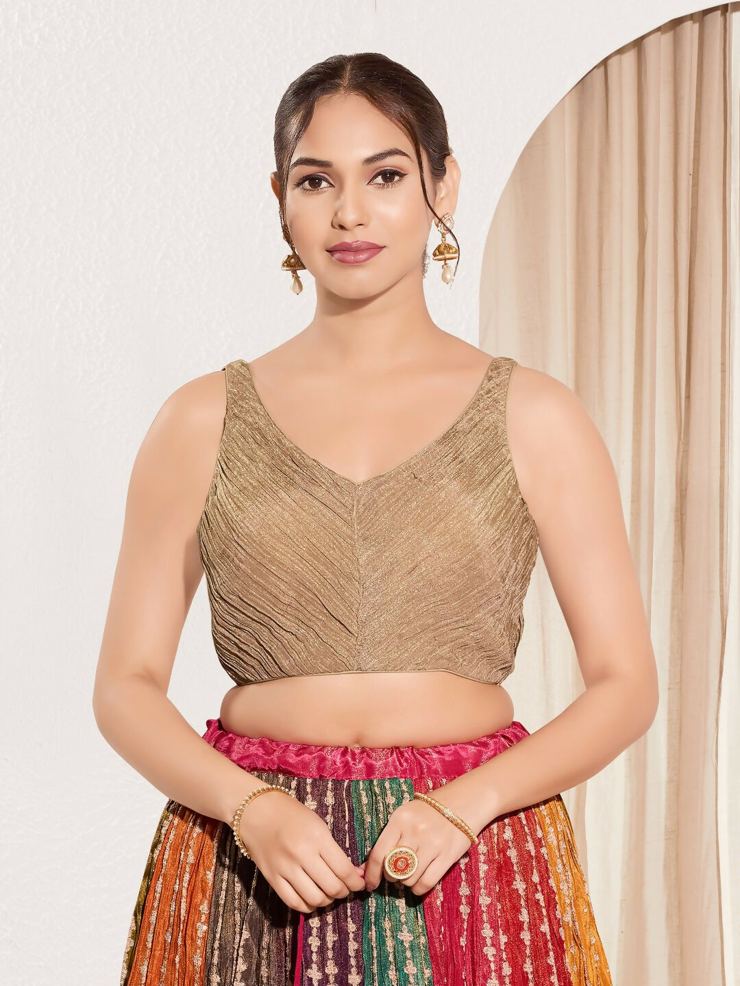 Joban Fashion Wood Tissue Padded Blouse With Sweetheart Neck Sleeveless