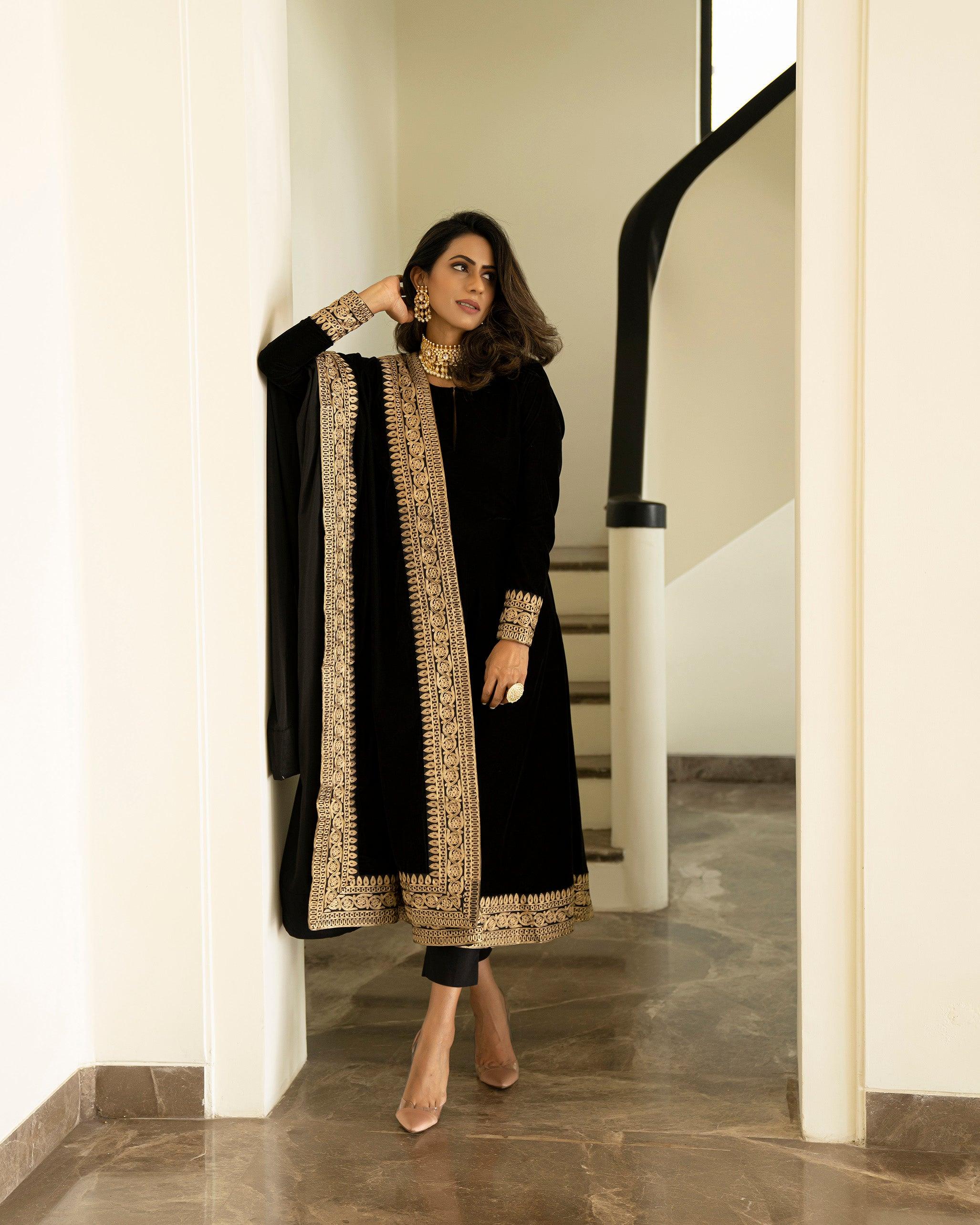 trueBrowns Black Velvet Embroidered Lace Shawl