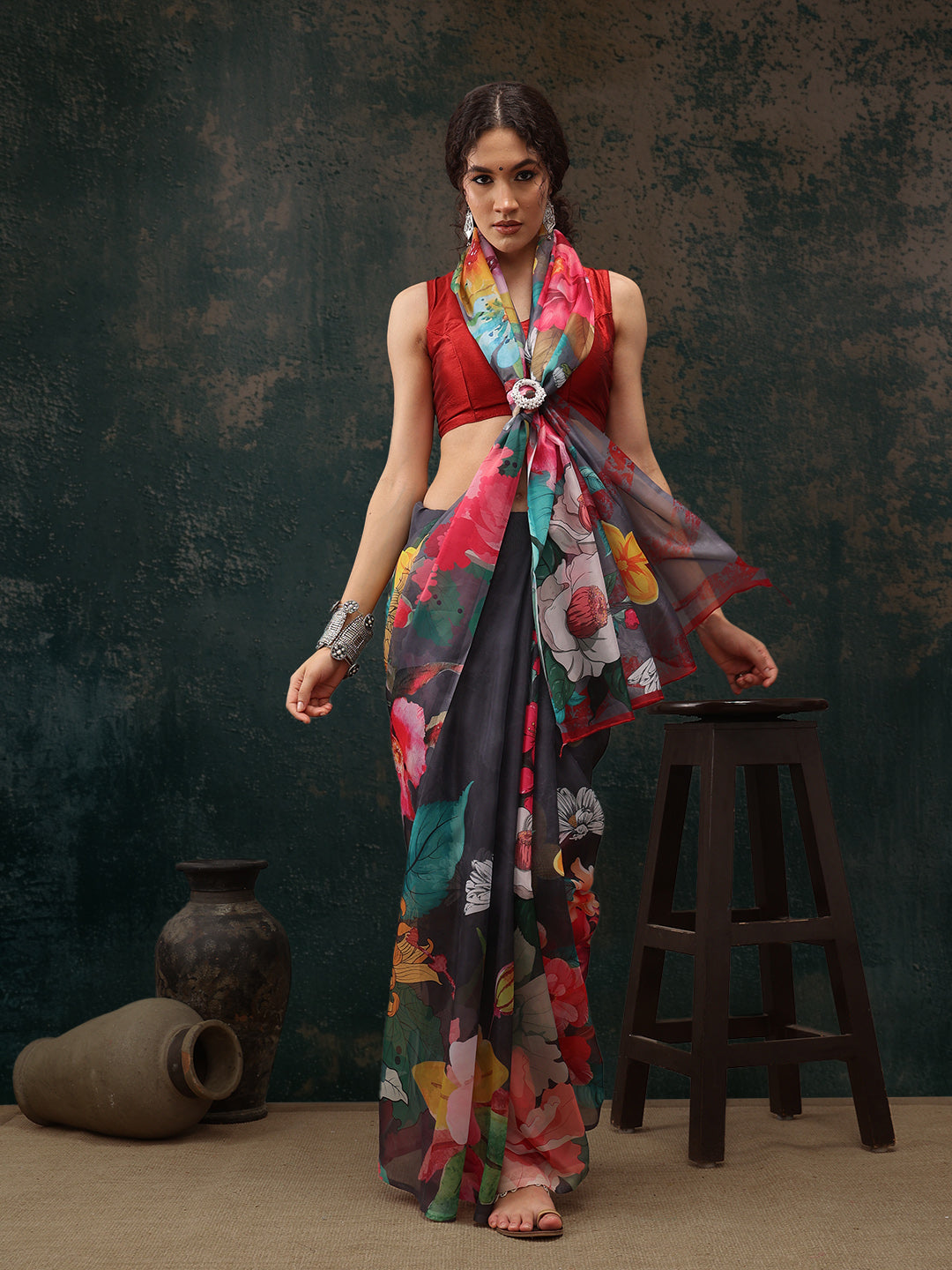 Gray Polyester Digital Print Floral Saree with Unstitched Blouse - Hiral Fashion