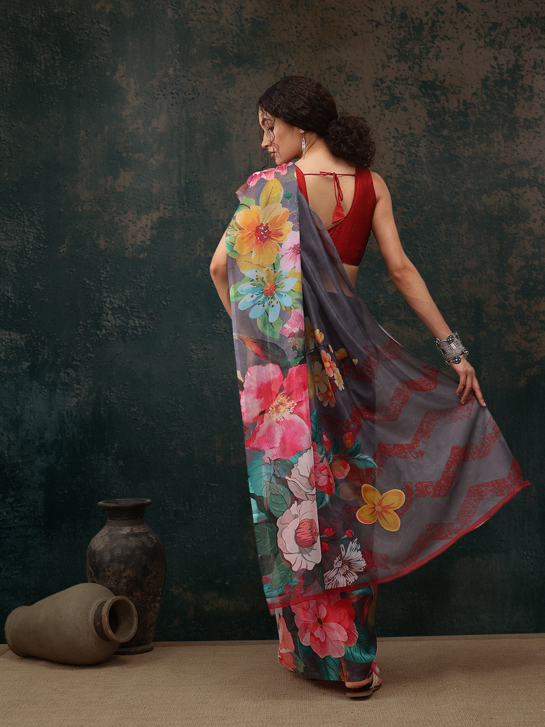 Gray Polyester Digital Print Floral Saree with Unstitched Blouse - Hiral Fashion
