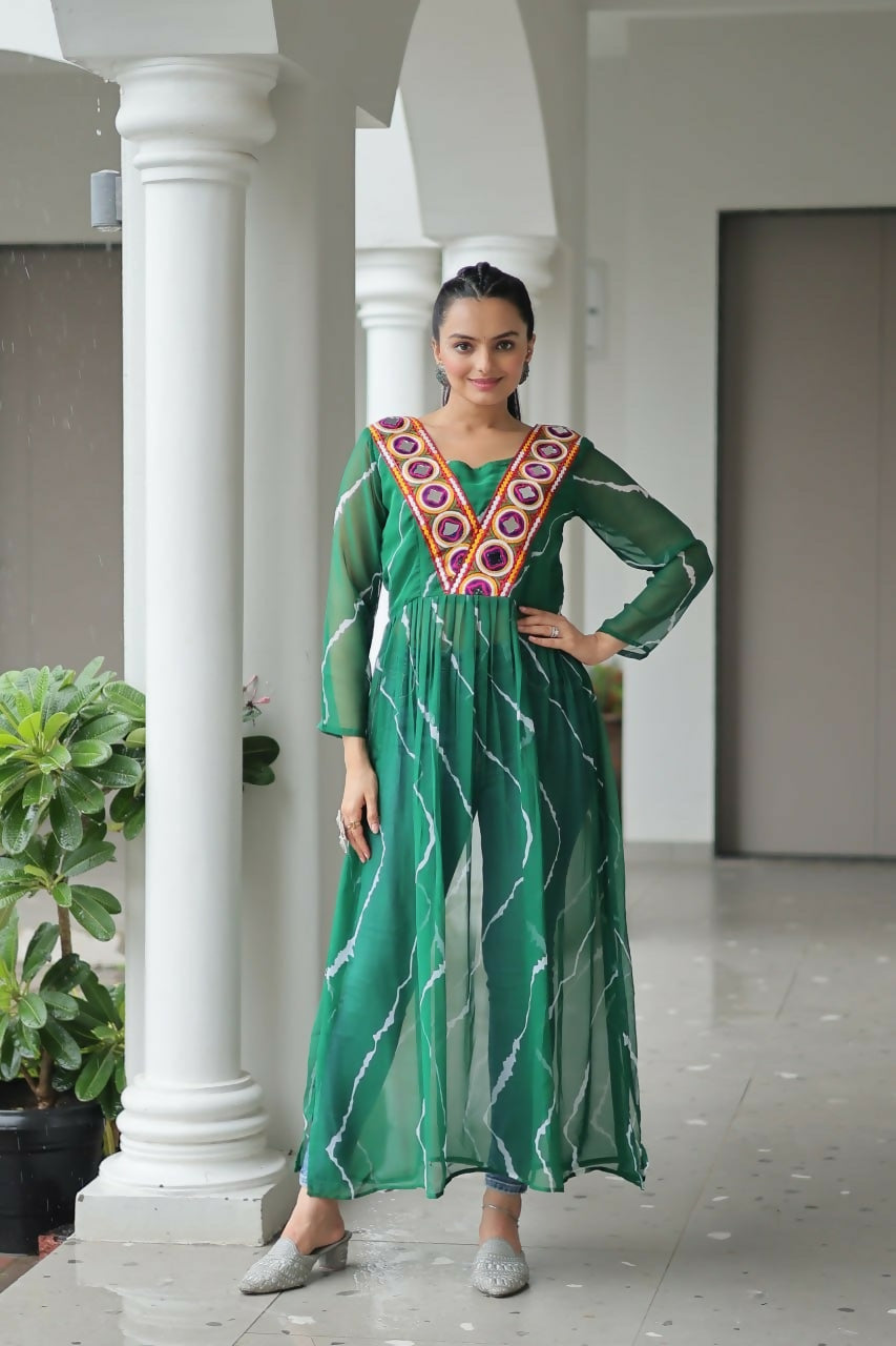 Vastranavya Green Navratri Special Kutchi Patch Work with Leheriya Printed Kurti