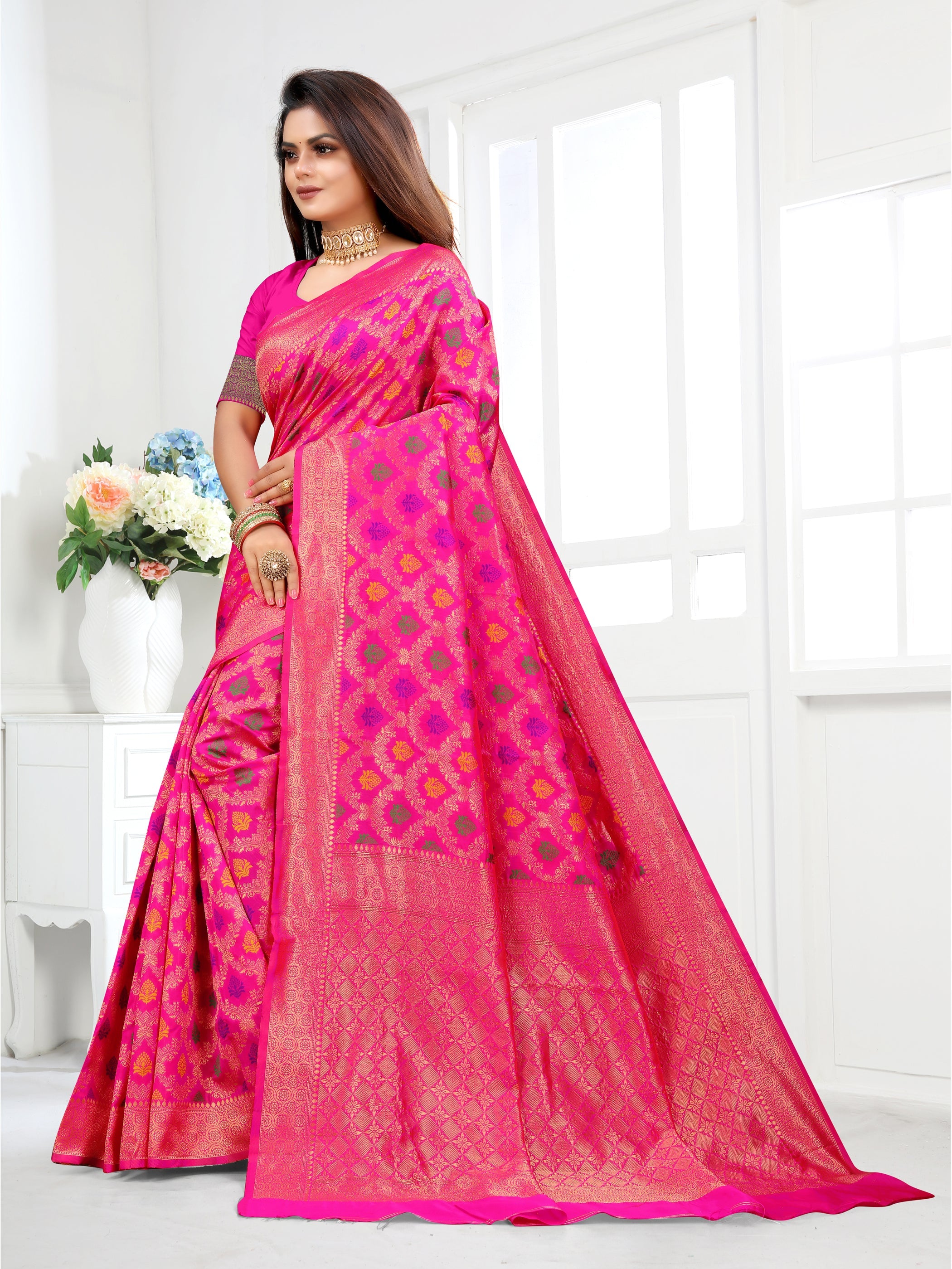 Vedant Vastram Litchi Silk Designer Banarasi Saree - Pink