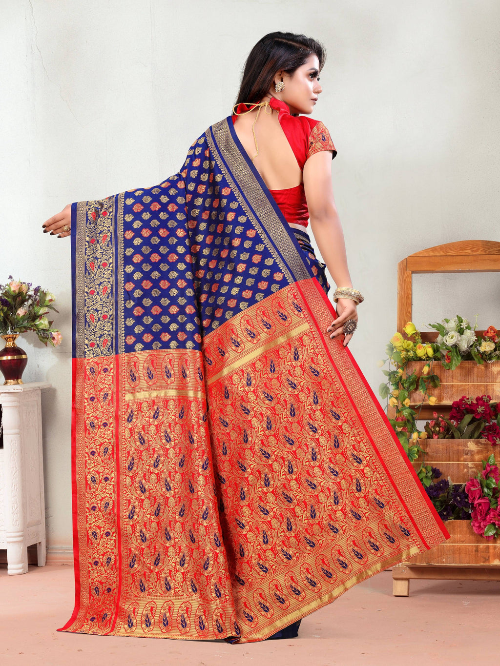 Vedant Vastram Litchi Silk Designer Banarasi Saree - Navy