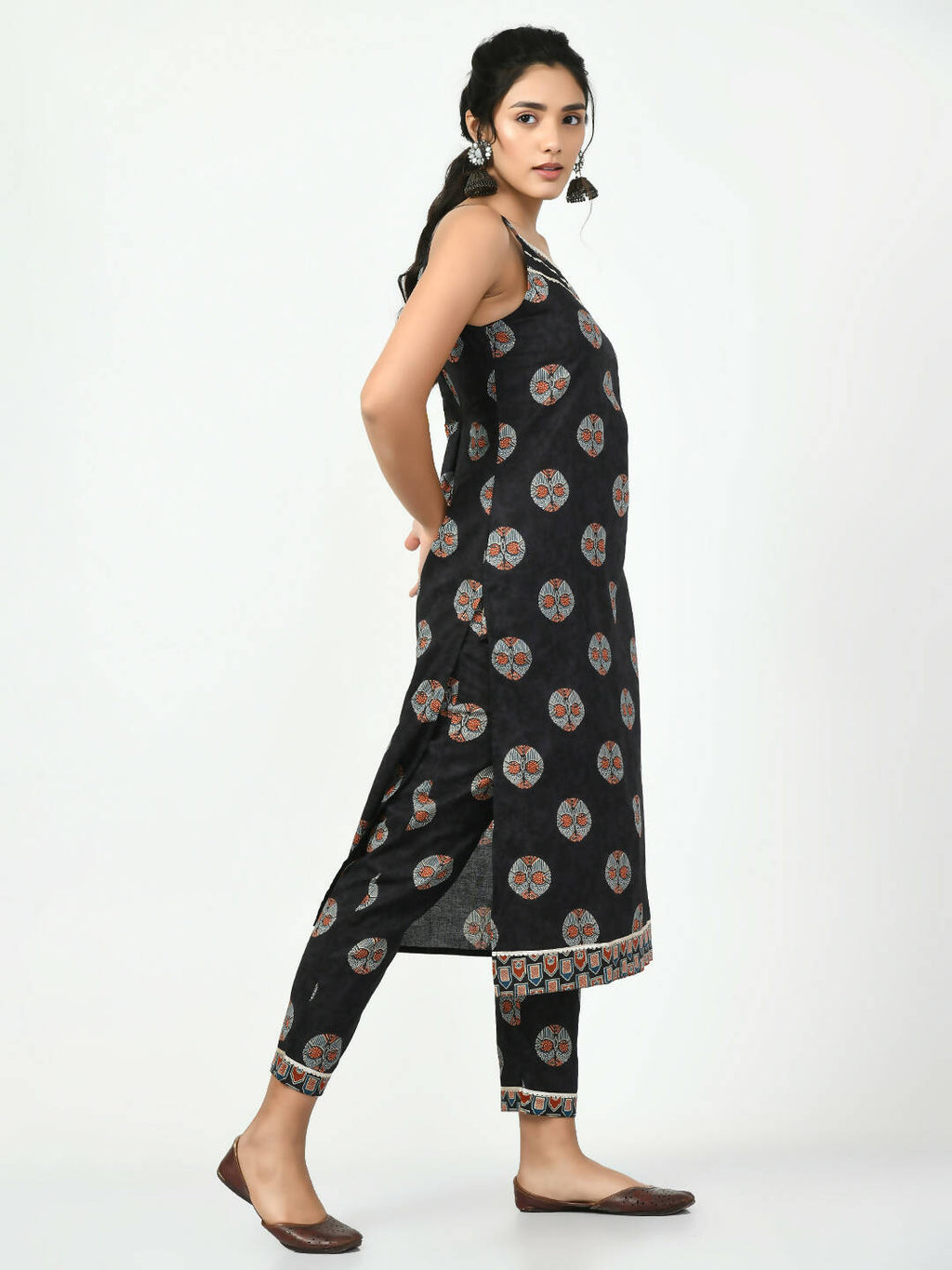 Myshka Women's Black Straight Printed Kurta