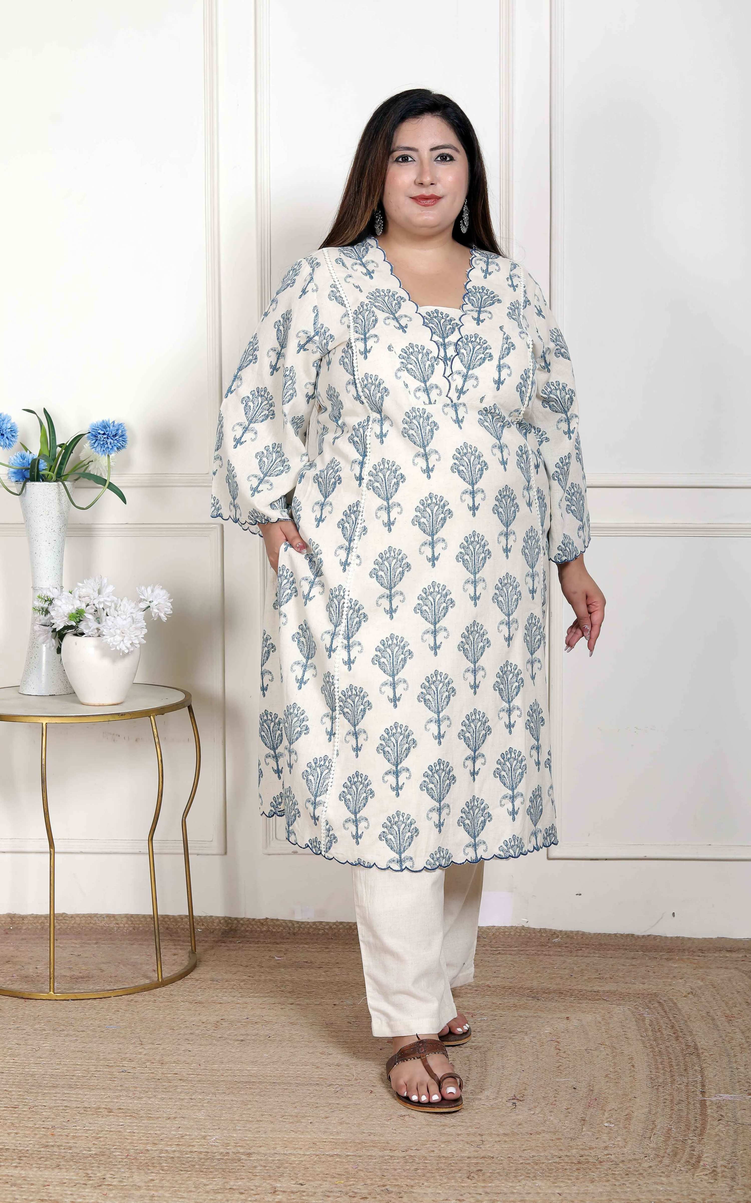 Miravan Women's Plus Size Off White Floral Printed Cotton Flex Kurta with Pant
