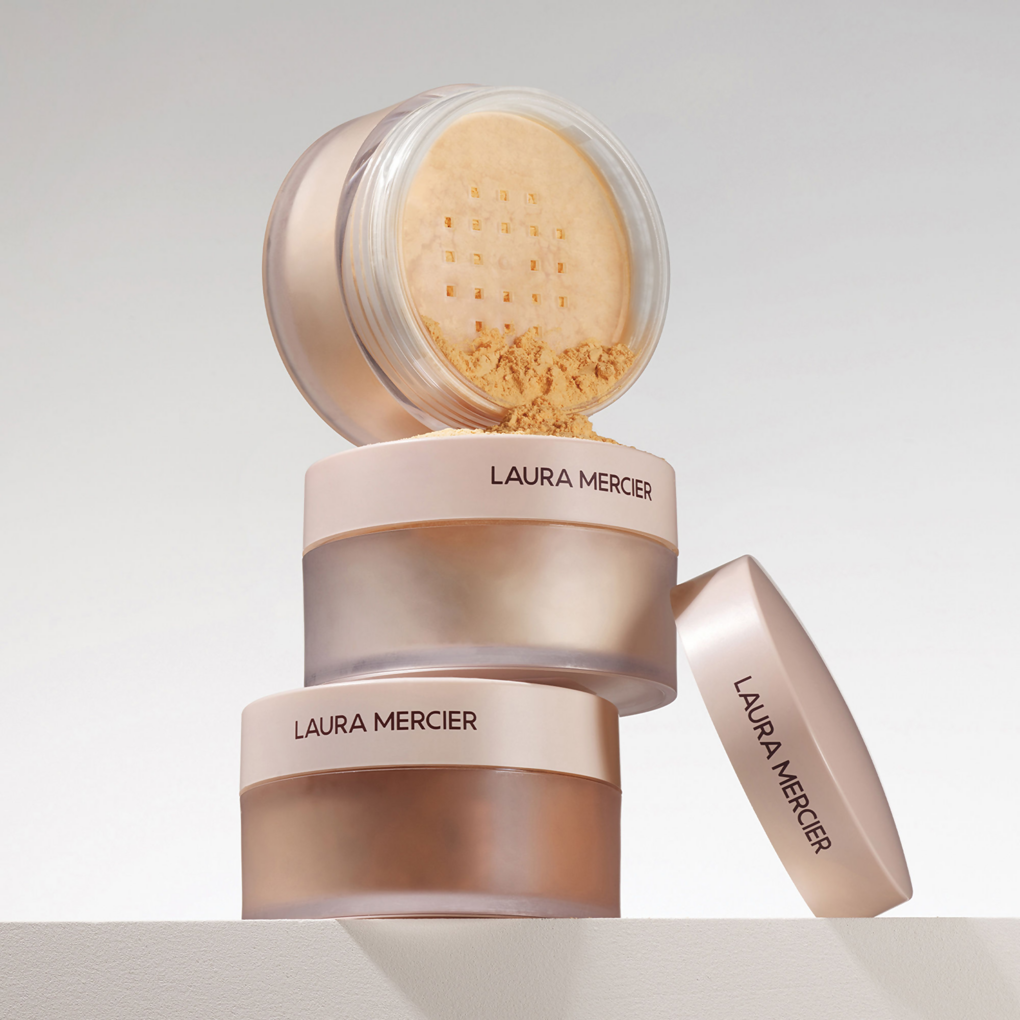 Laura Mercier Translucent Loose Setting Powder Ultra-Blur - Translucent Honey