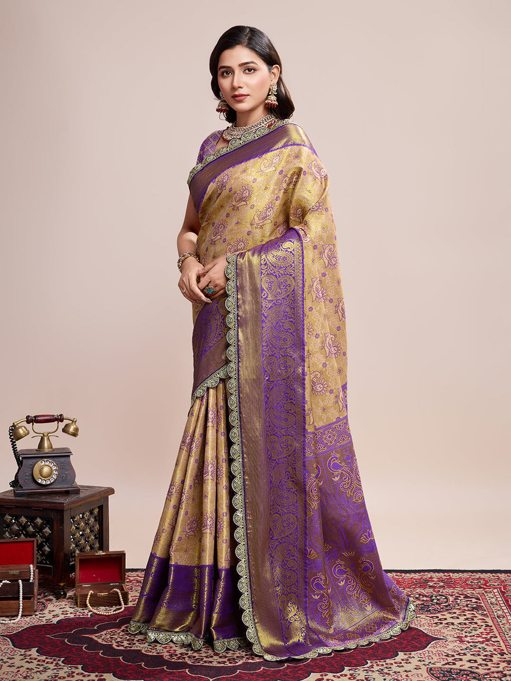 Vedant Vastram Soft Litchi Silk Kanjeevaram Silk Saree - Cream