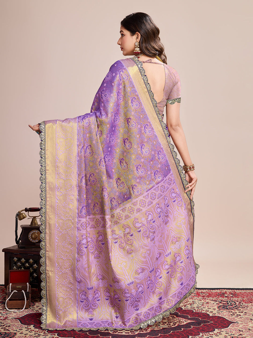 Vedant Vastram Soft Litchi Silk Kanjeevaram Silk Saree - Lavender