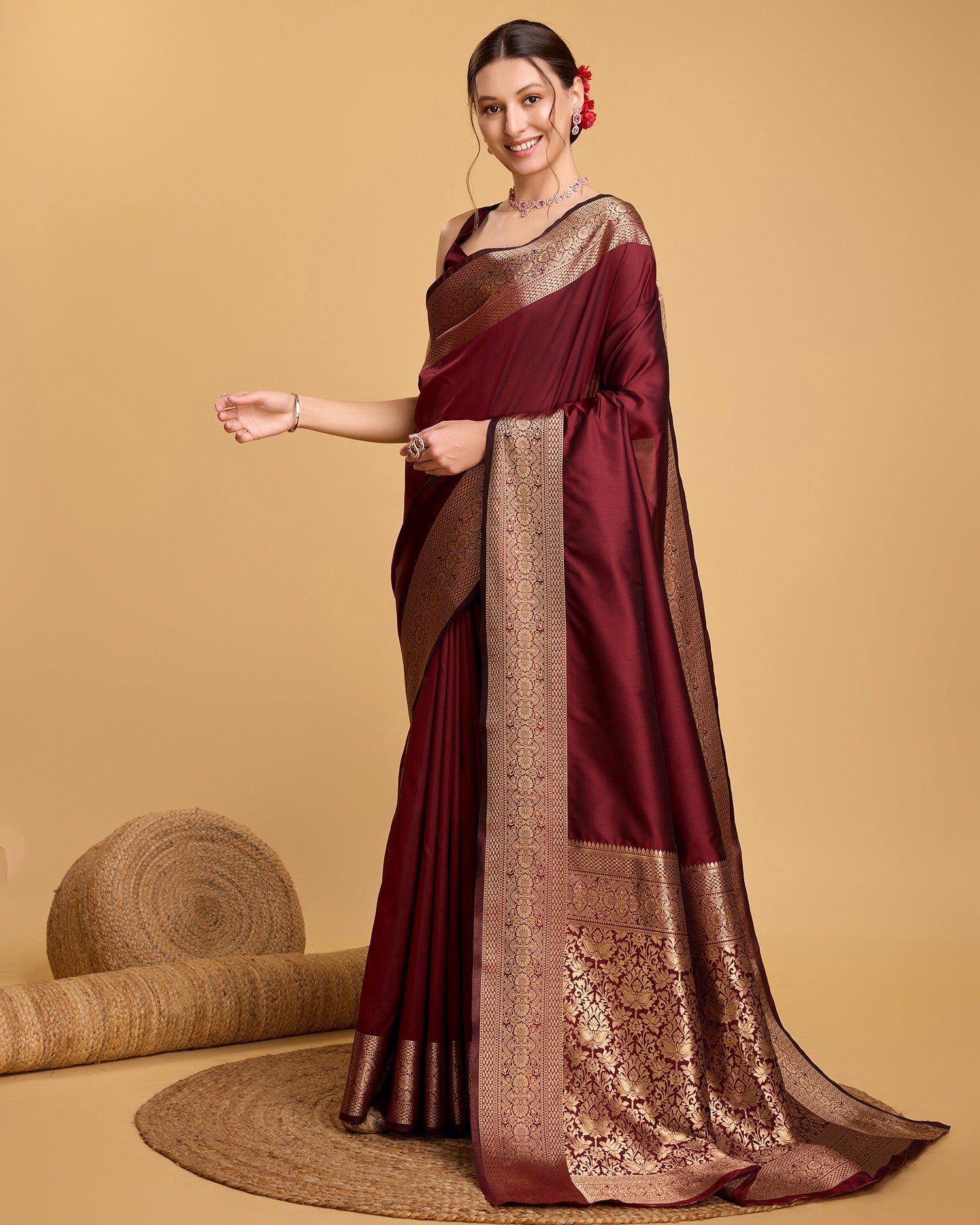 Vedant Vastram Soft Litchi Silk Banarasi Silk Saree - Maroon