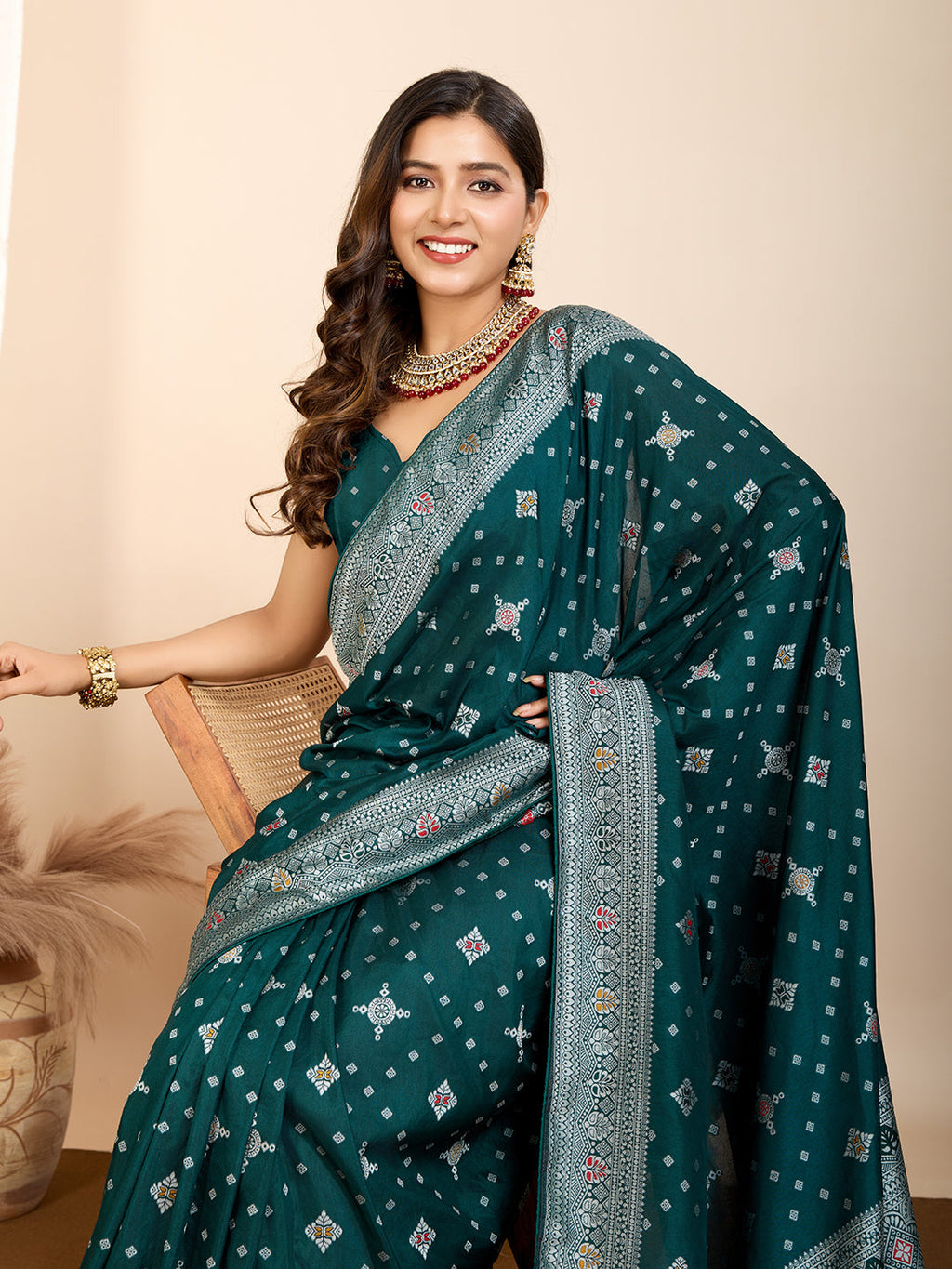 Vedant Vastram Maslin Dola Silk Kanjeevaram Silk Saree - Morpich