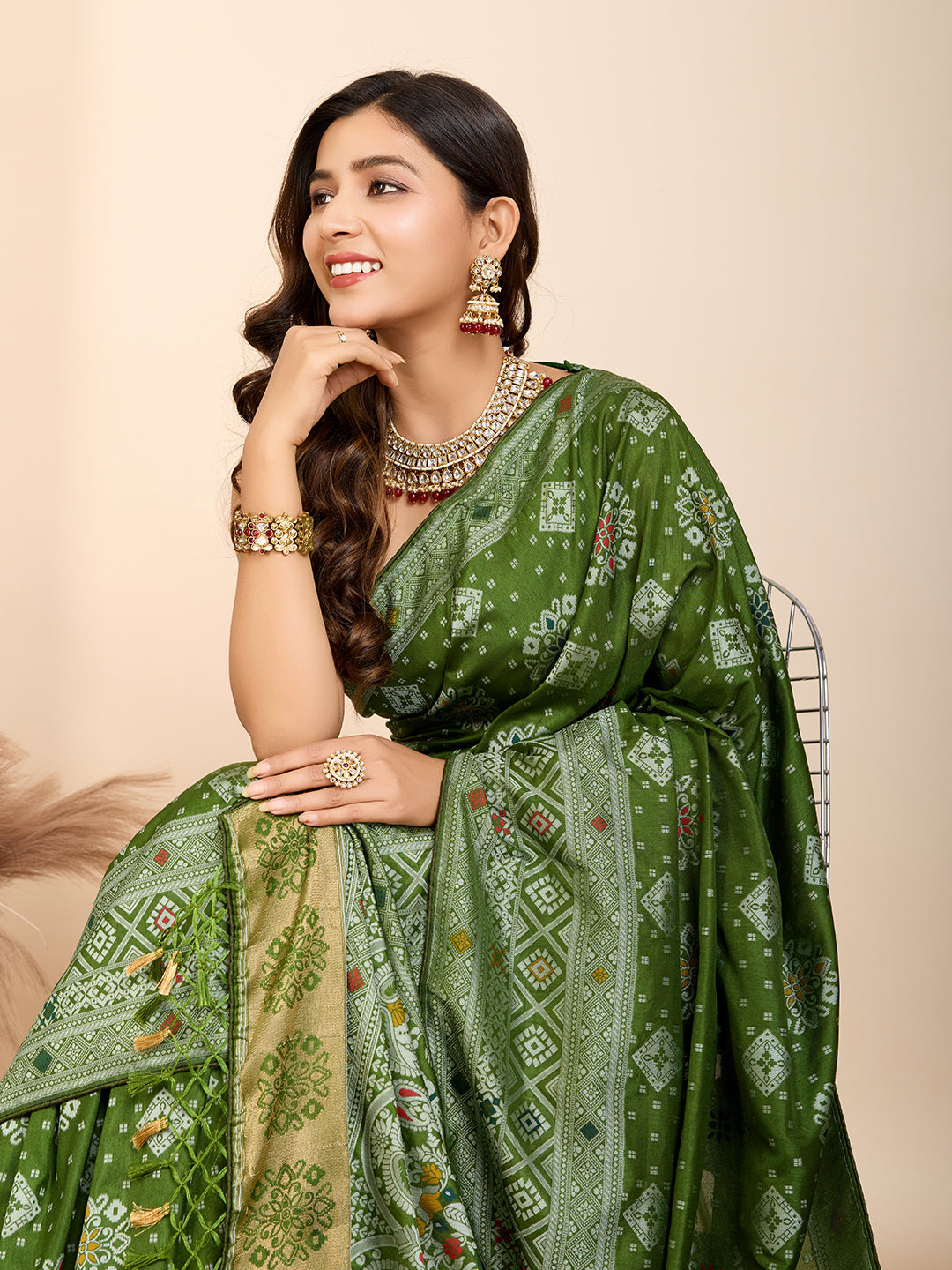 Vedant Vastram Maslin Dola Silk Kanjeevaram Silk Saree - Mahendi