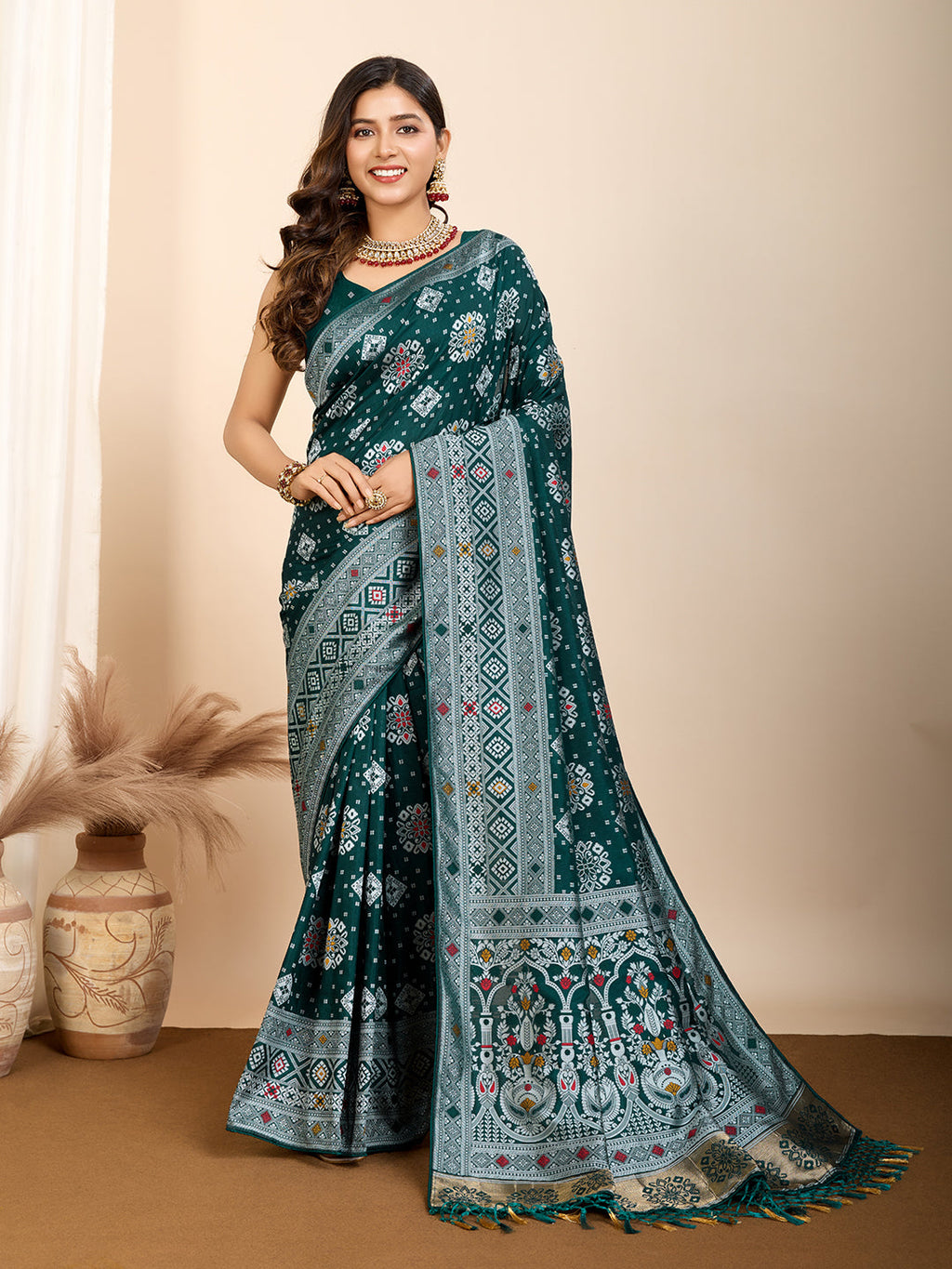 Vedant Vastram Maslin Dola Silk Kanjeevaram Silk Saree - Morpich