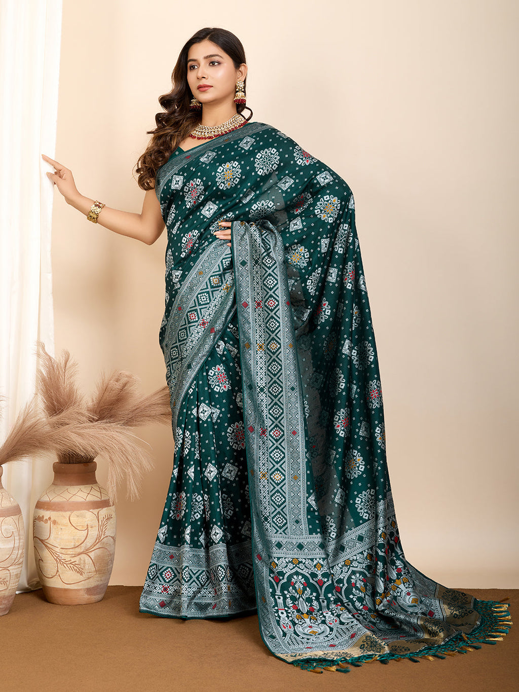 Vedant Vastram Maslin Dola Silk Kanjeevaram Silk Saree - Morpich