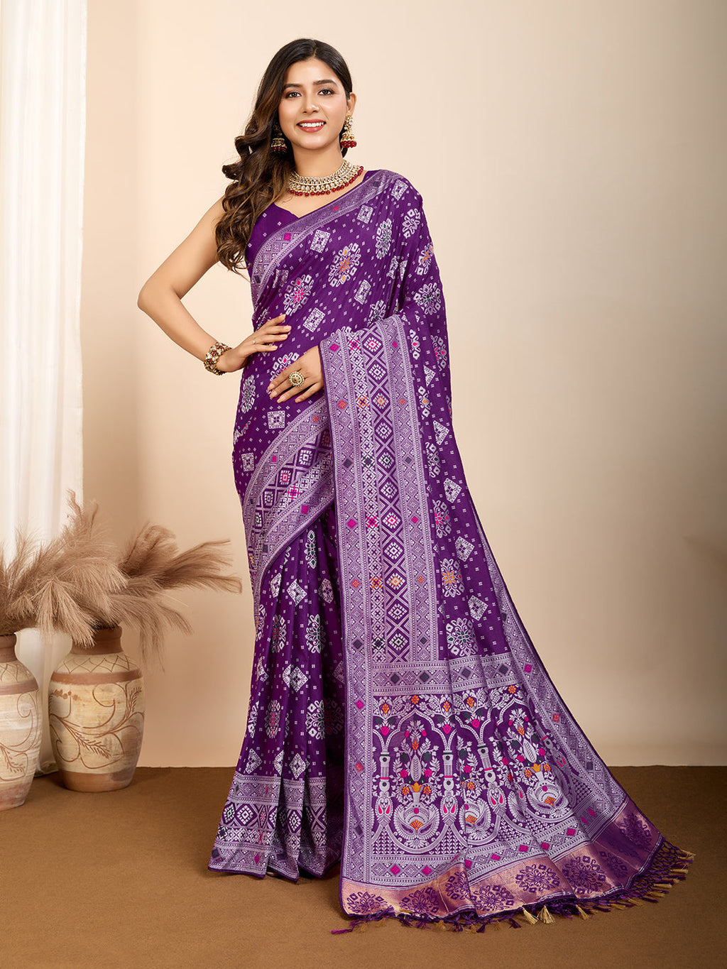 Vedant Vastram Maslin Dola Silk Kanjeevaram Silk Saree - Violet