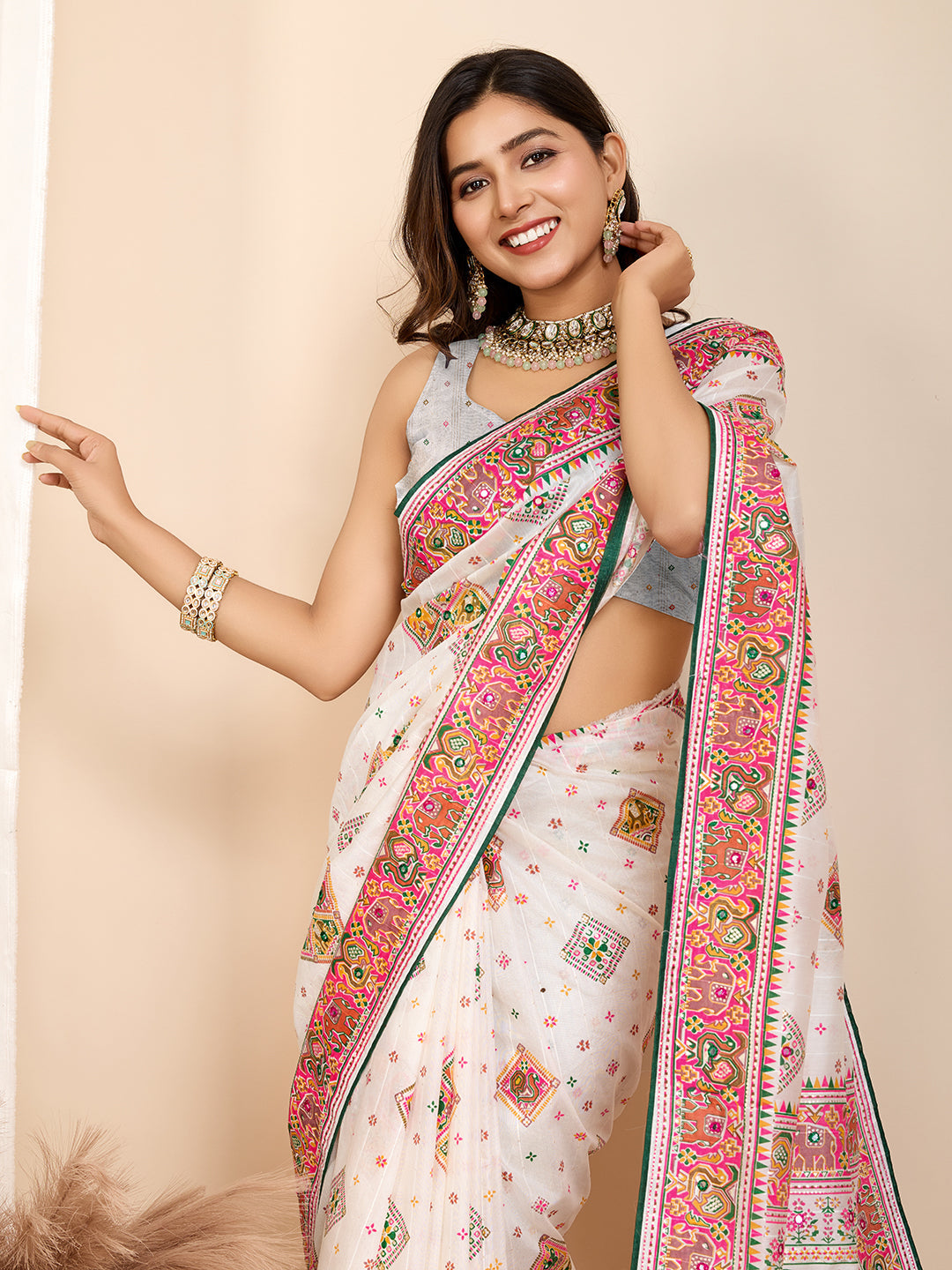 Vedant Vastram Maslin Cotton Printed & Hand work Fancy Saree - White