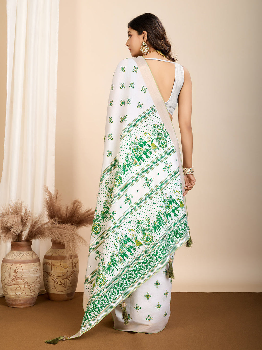 Vedant Vastram Maslin Cotton Printed & Hand work Fancy Saree - Green