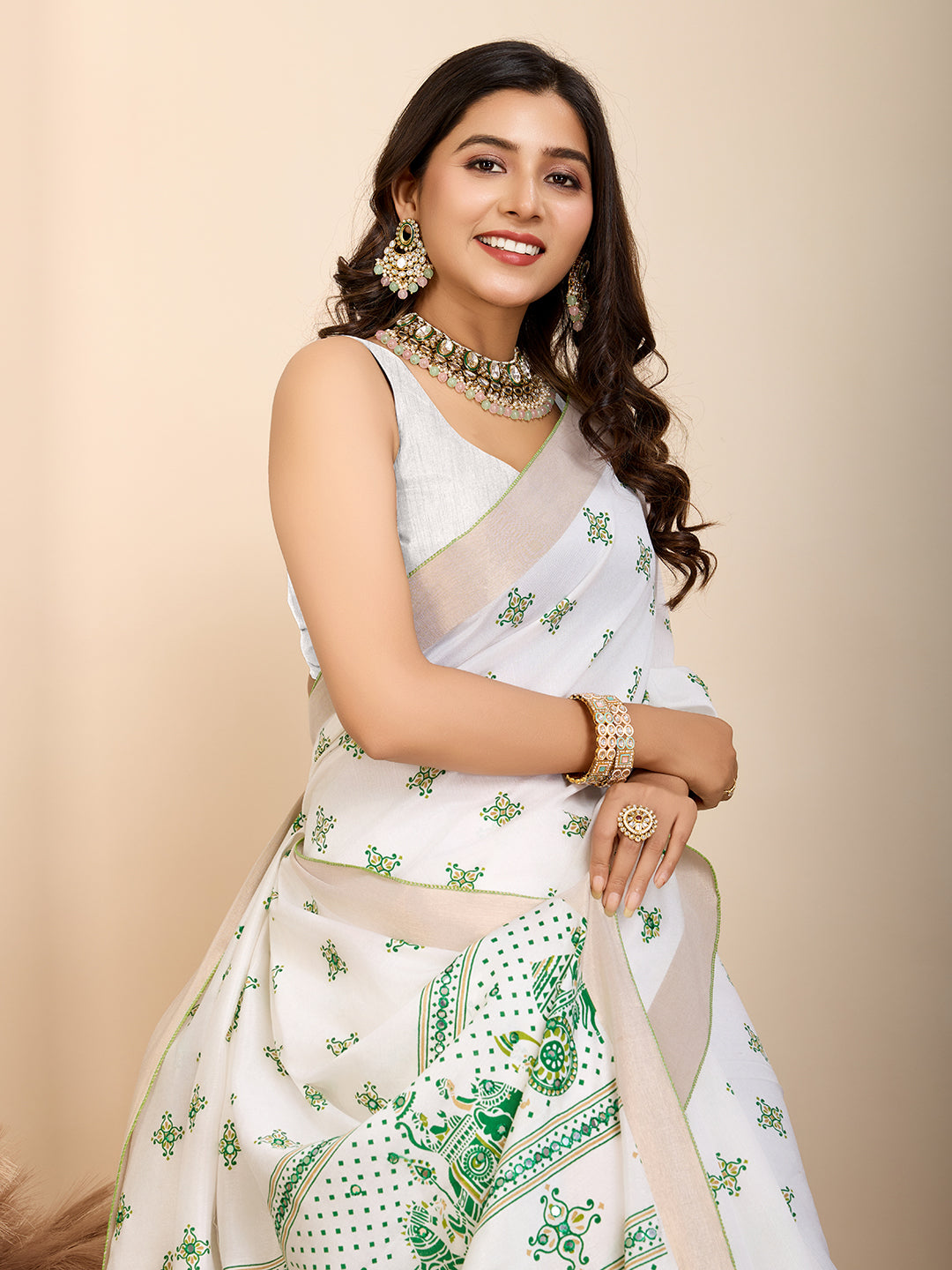 Vedant Vastram Maslin Cotton Printed & Hand work Fancy Saree - Green