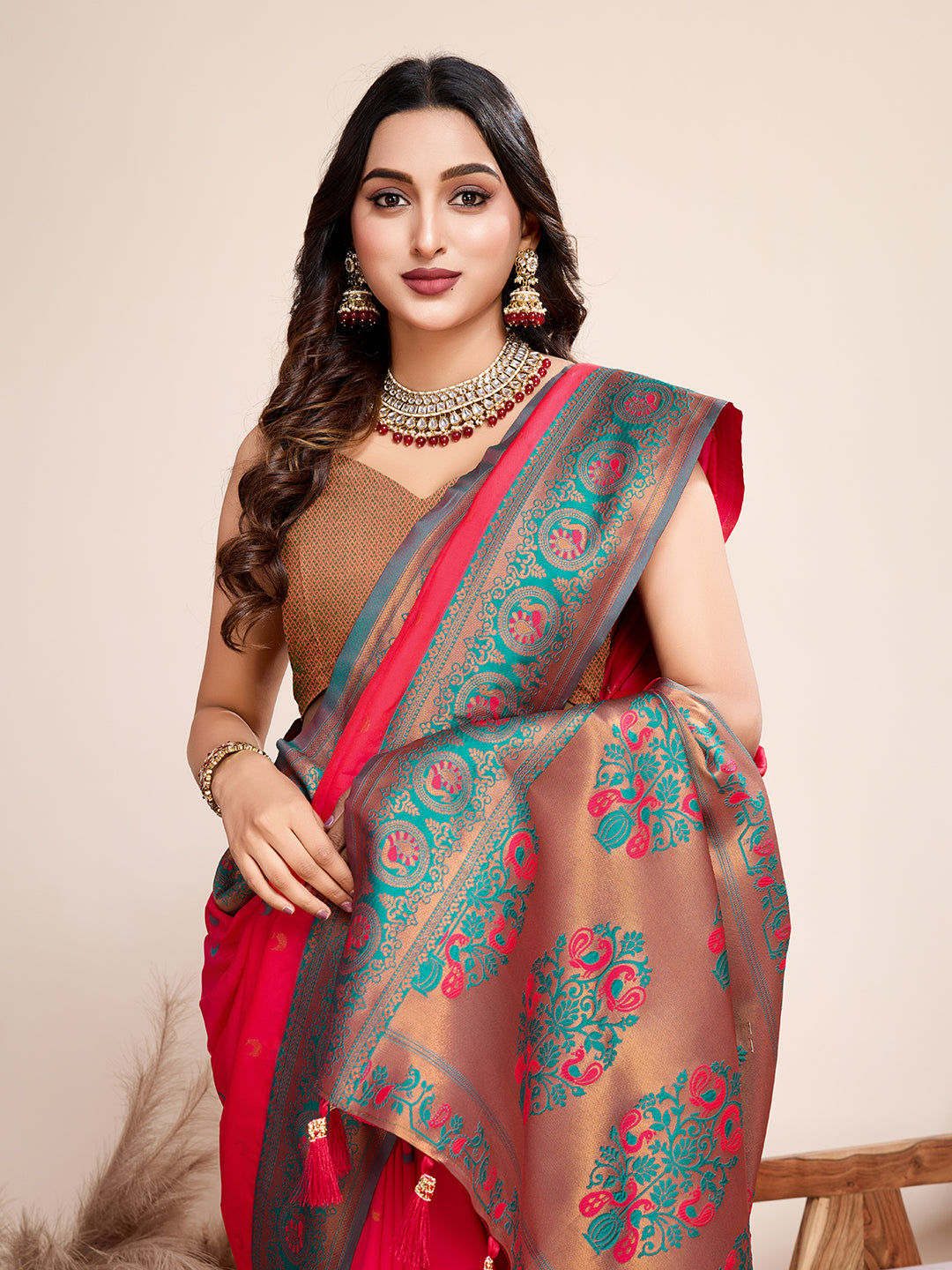 Vedant Vastram Soft Litchi Silk Kanjeevaram Silk Saree - Rani