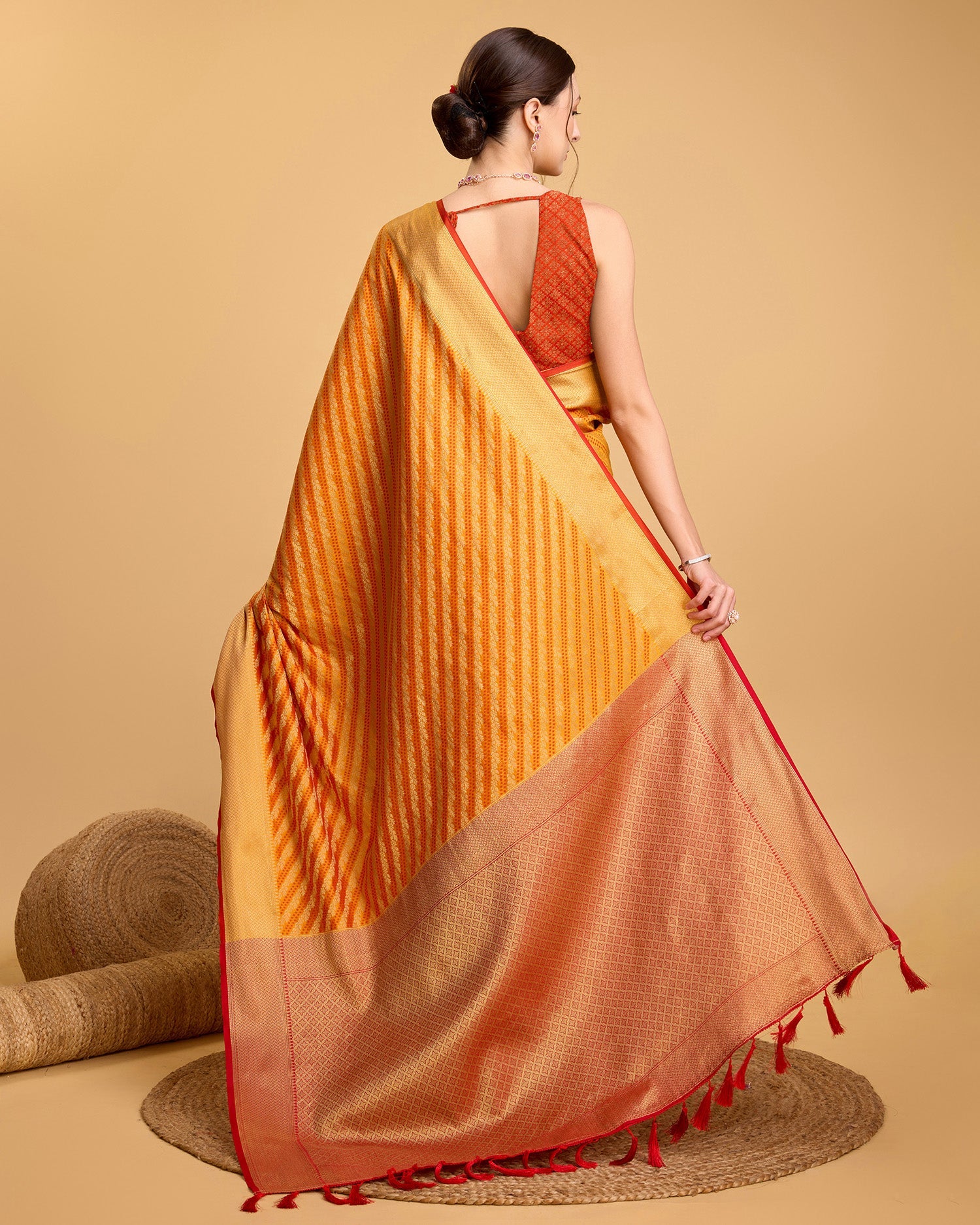 Vedant Vastram Soft Litchi Silk Kanjeevaram Silk Saree - Mustard