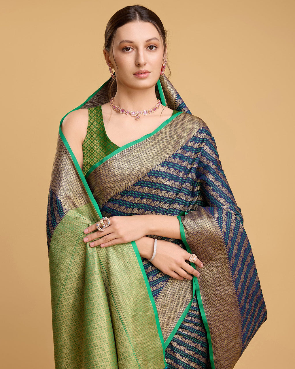 Vedant Vastram Soft Litchi Silk Kanjeevaram Silk Saree - Navy