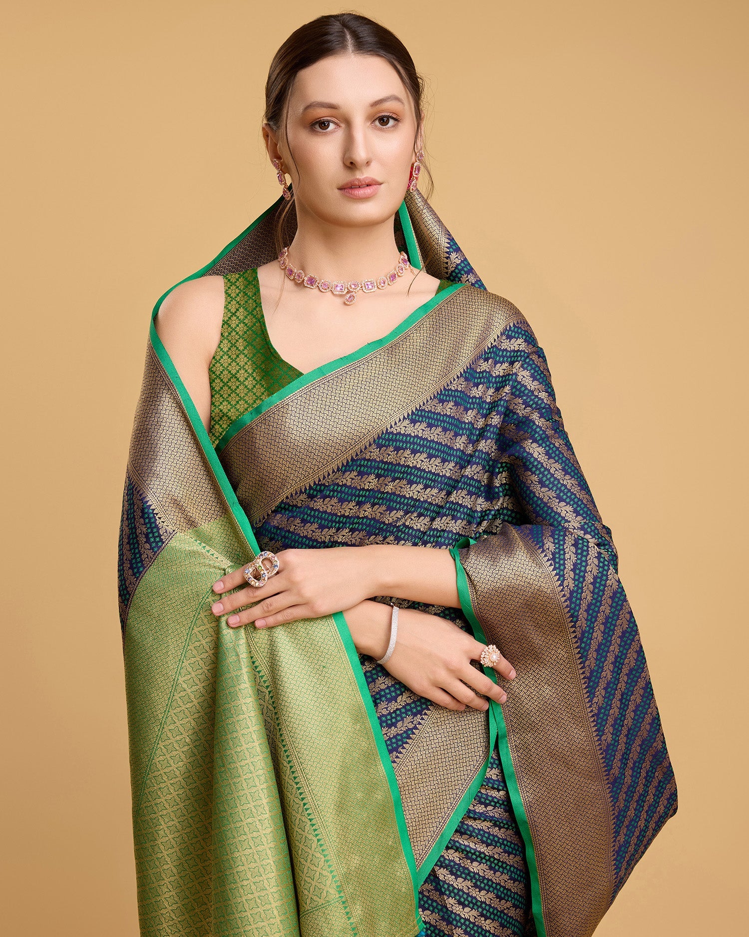 Vedant Vastram Soft Litchi Silk Kanjeevaram Silk Saree - Navy