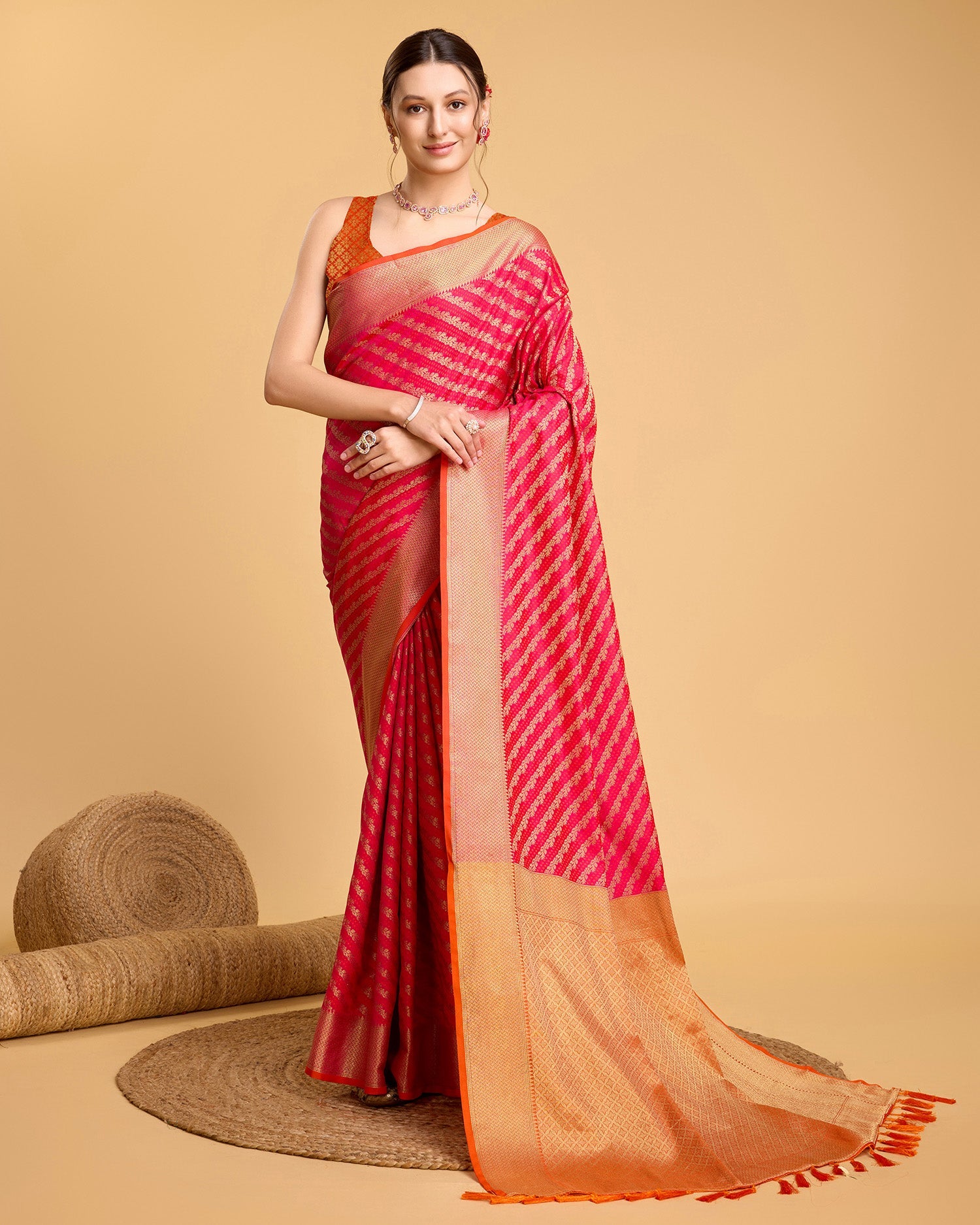 Vedant Vastram Soft Litchi Silk Kanjeevaram Silk Saree - Pink