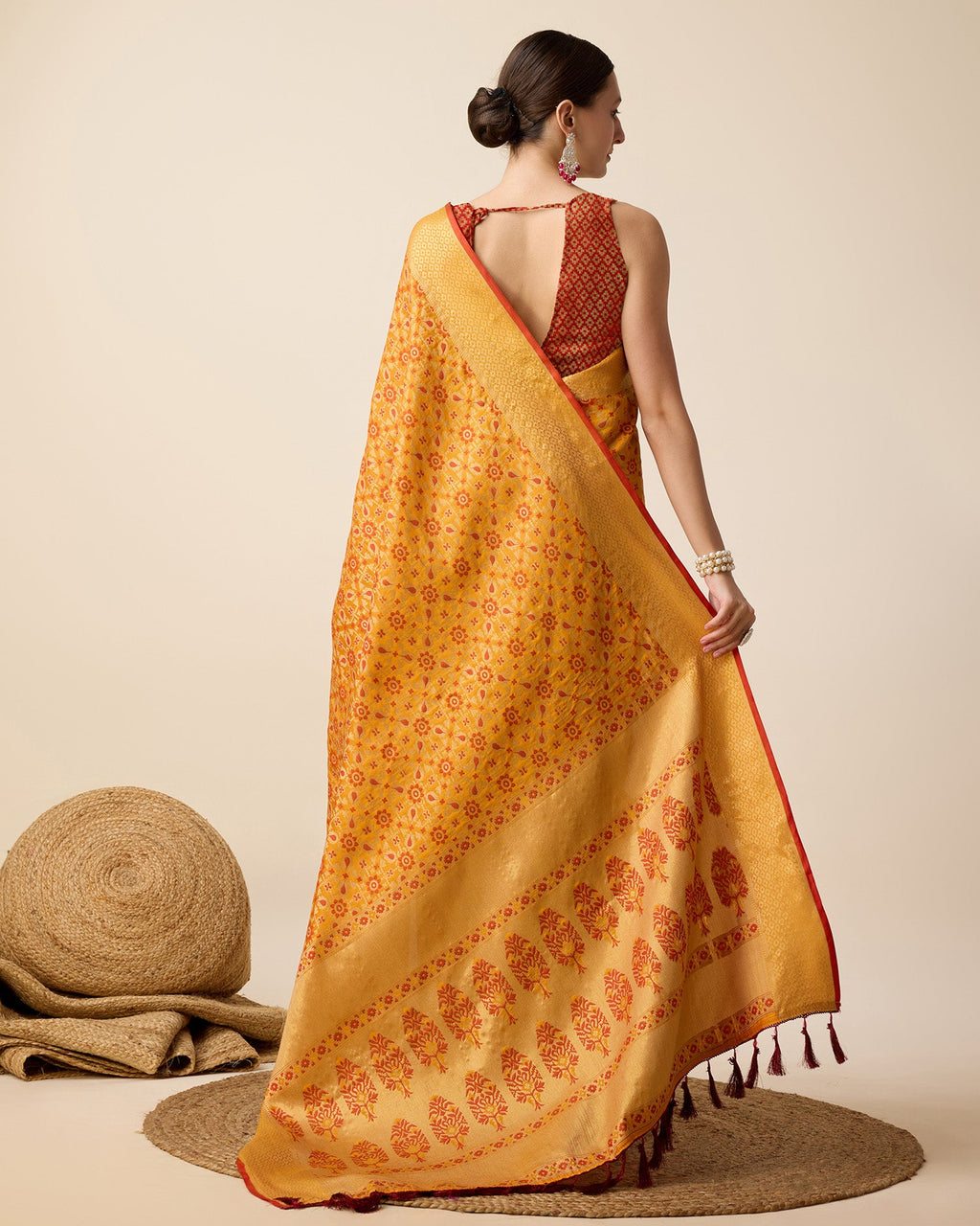 Vedant Vastram Soft Litchi Silk Kanjeevaram Silk Saree - Mustard