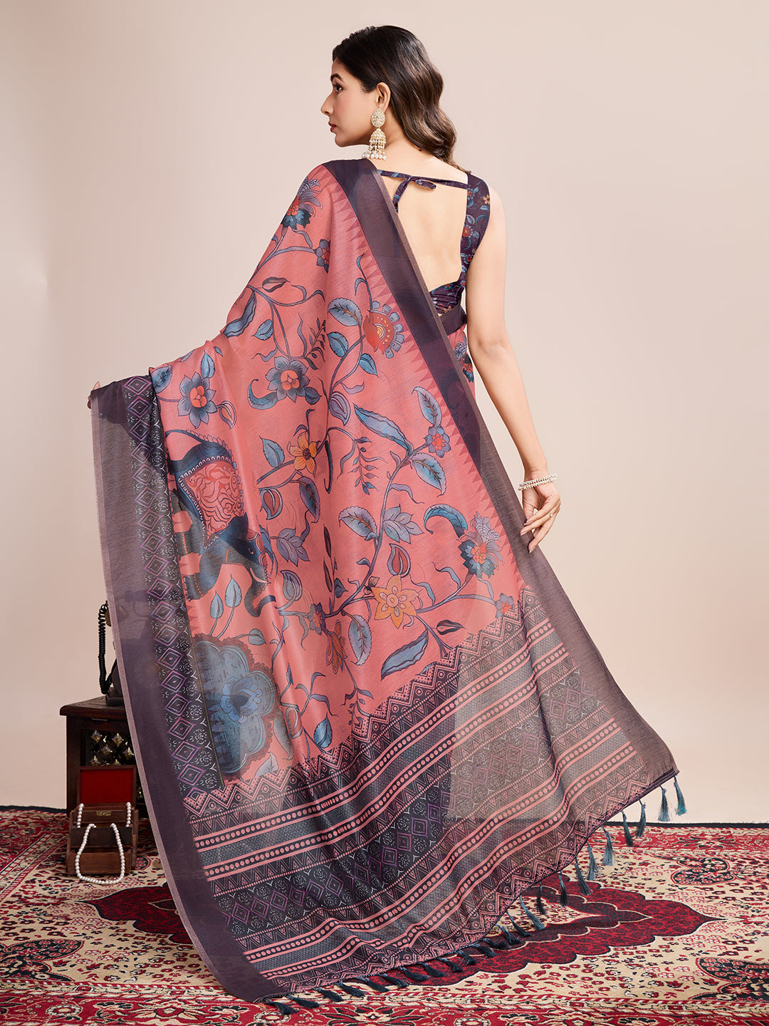 Vedant Vastram Linen Printed Bollywood Saree - Grey