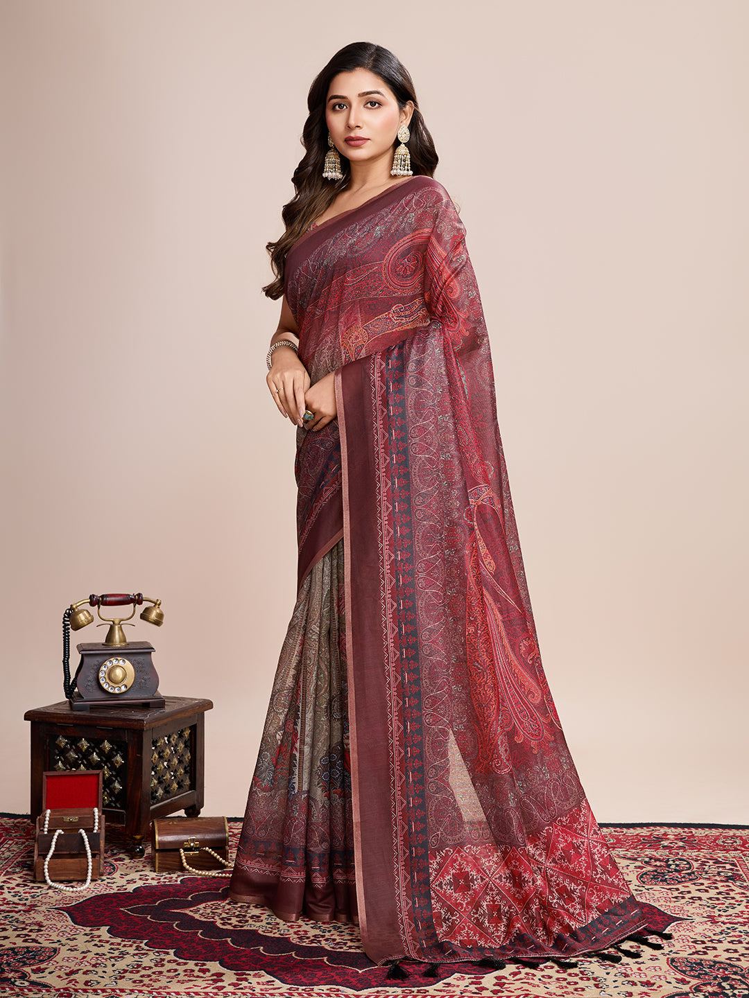 Vedant Vastram Linen Printed Bollywood Saree - Maroon