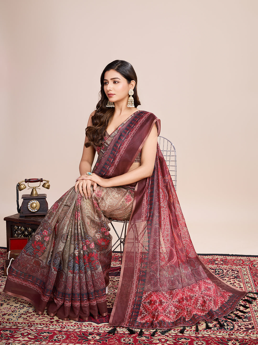 Vedant Vastram Linen Printed Bollywood Saree - Maroon