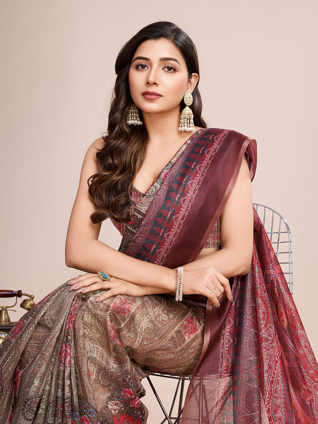Vedant Vastram Linen Printed Bollywood Saree - Maroon