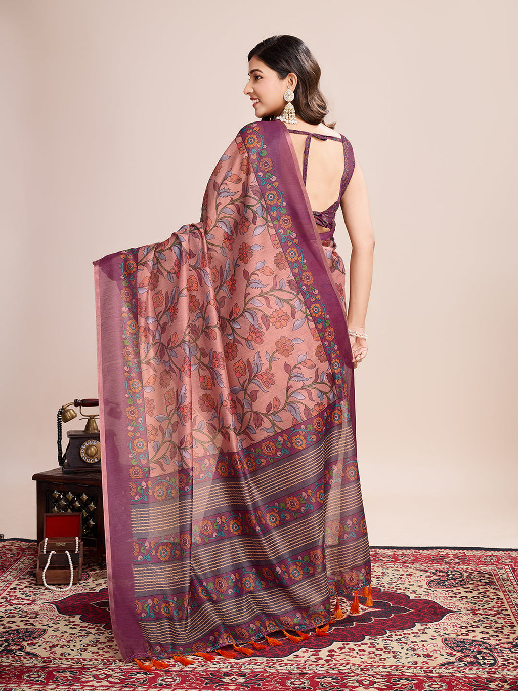 Vedant Vastram Linen Printed Bollywood Saree - Purple