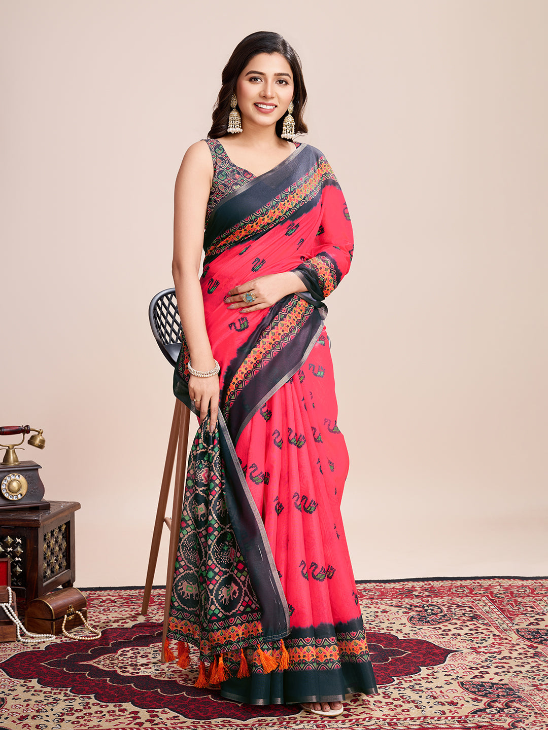 Vedant Vastram Linen Printed Bollywood Saree - Rani