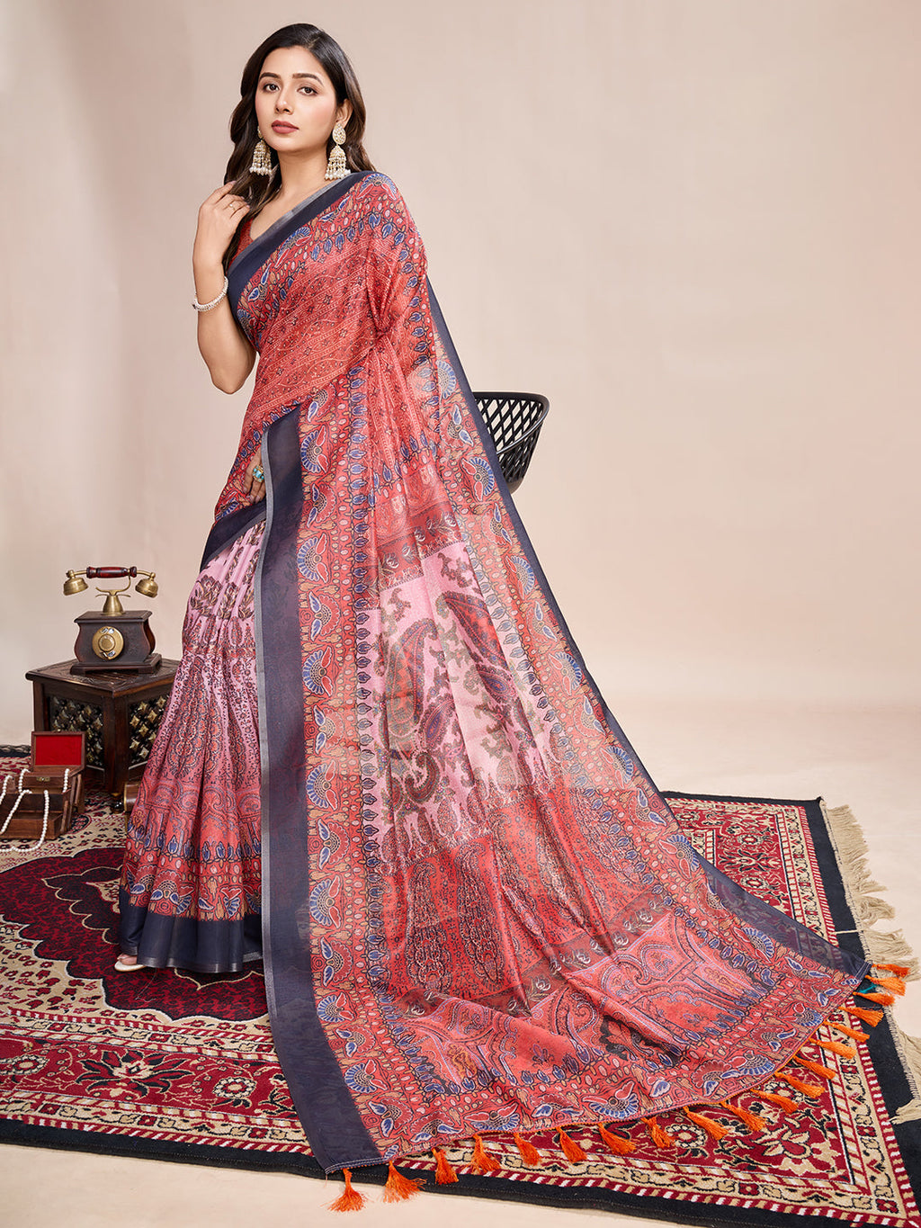 Vedant Vastram Linen Printed Bollywood Saree - Red