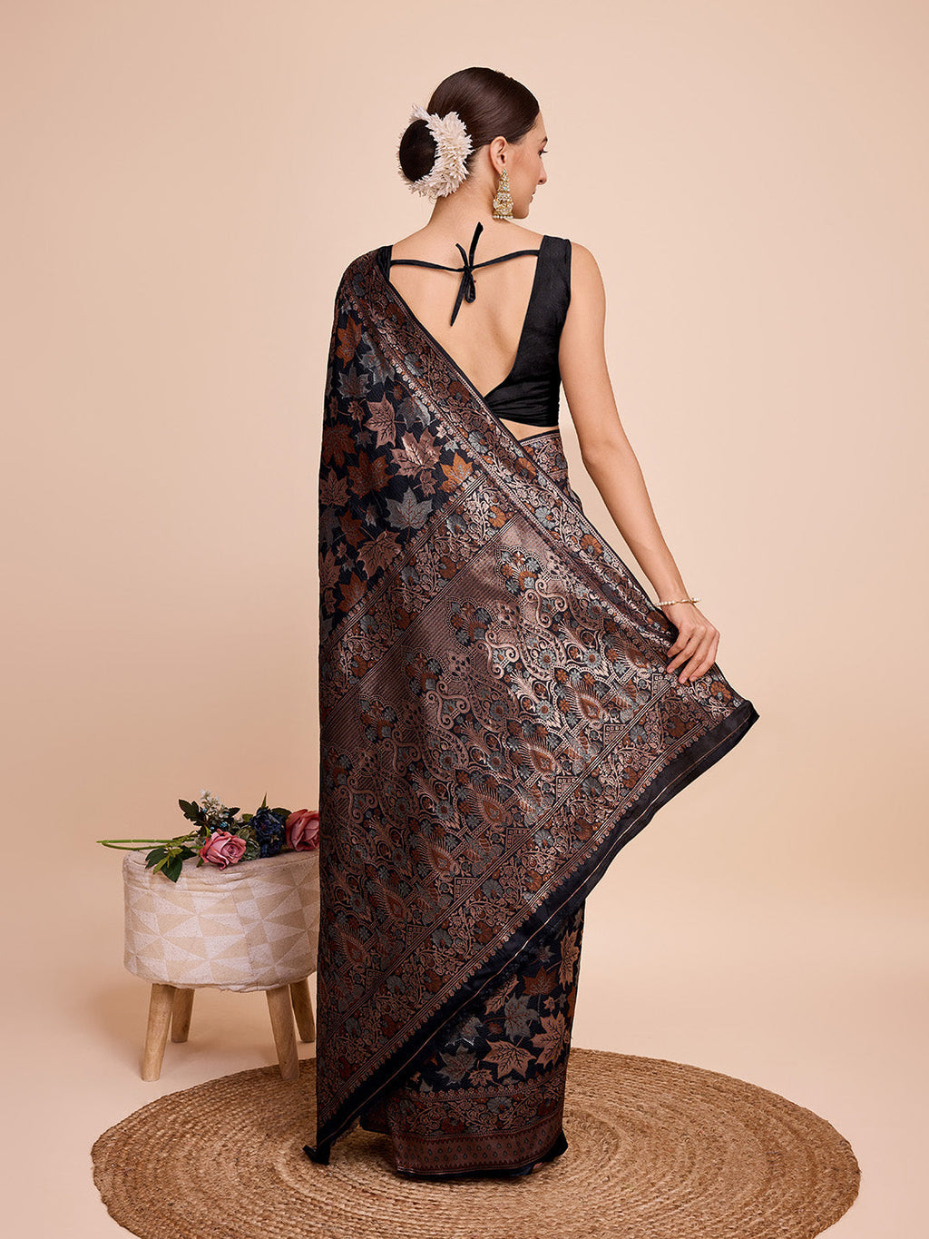 Vedant Vastram Soft Litchi Silk Banarasi Silk Saree - Black