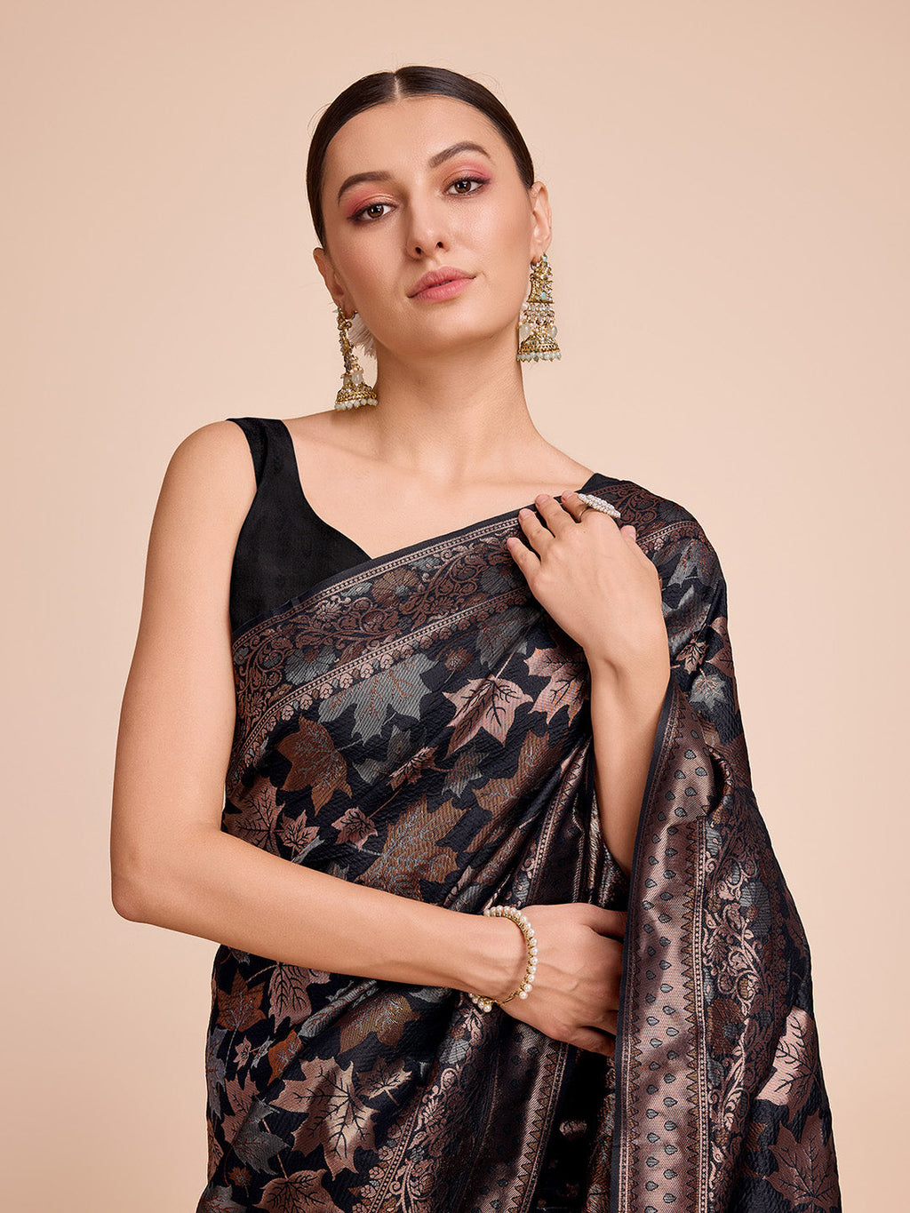 Vedant Vastram Soft Litchi Silk Banarasi Silk Saree - Black