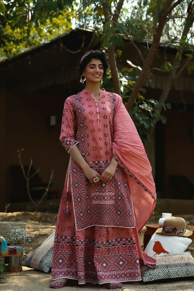 Juniper Peach Geometric Printed Pure Cotton Kurta & Palazzo Set with Lace Work