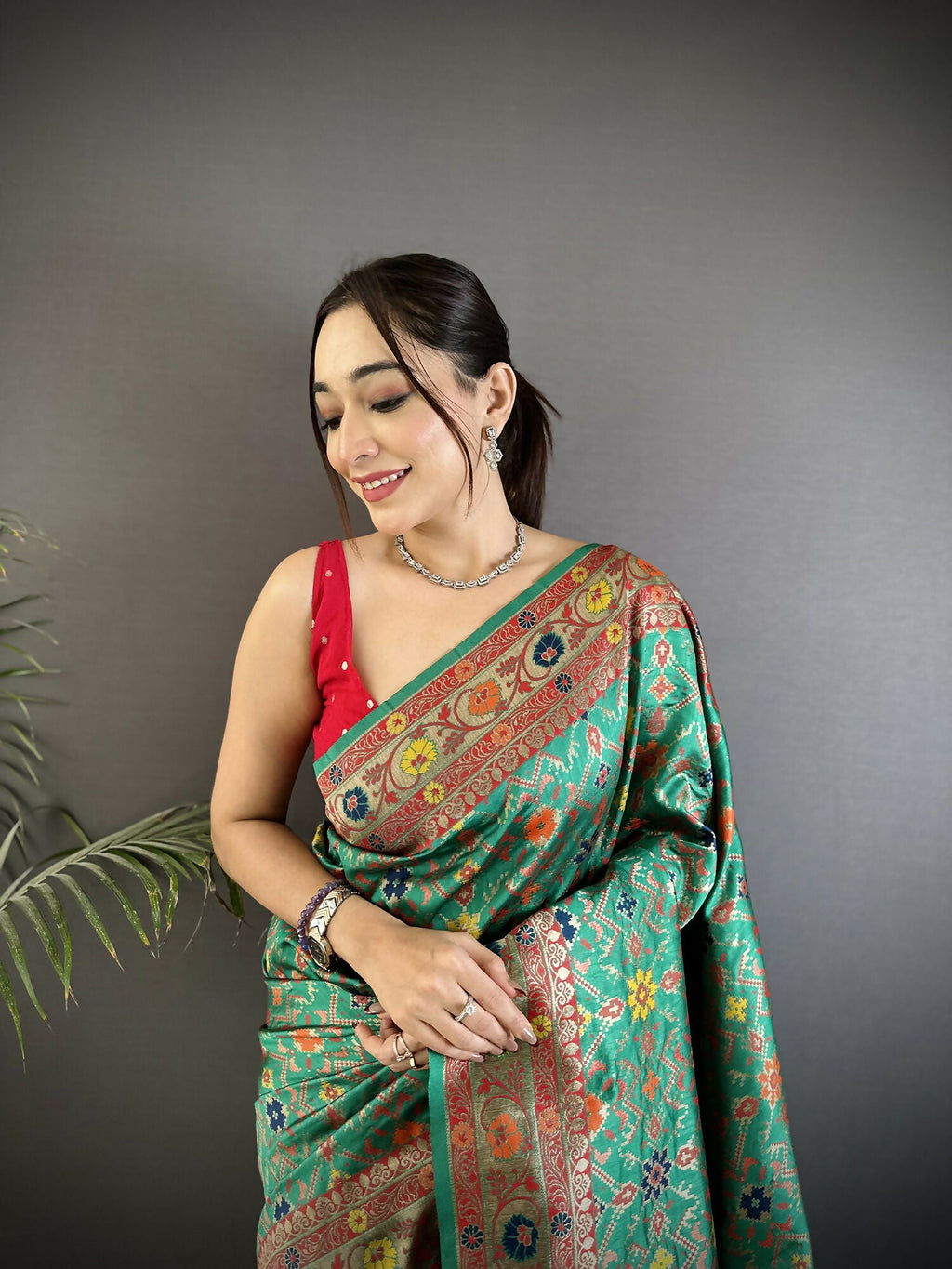 Joban Fashion Green Banarasi Soft Silk Woven Saree