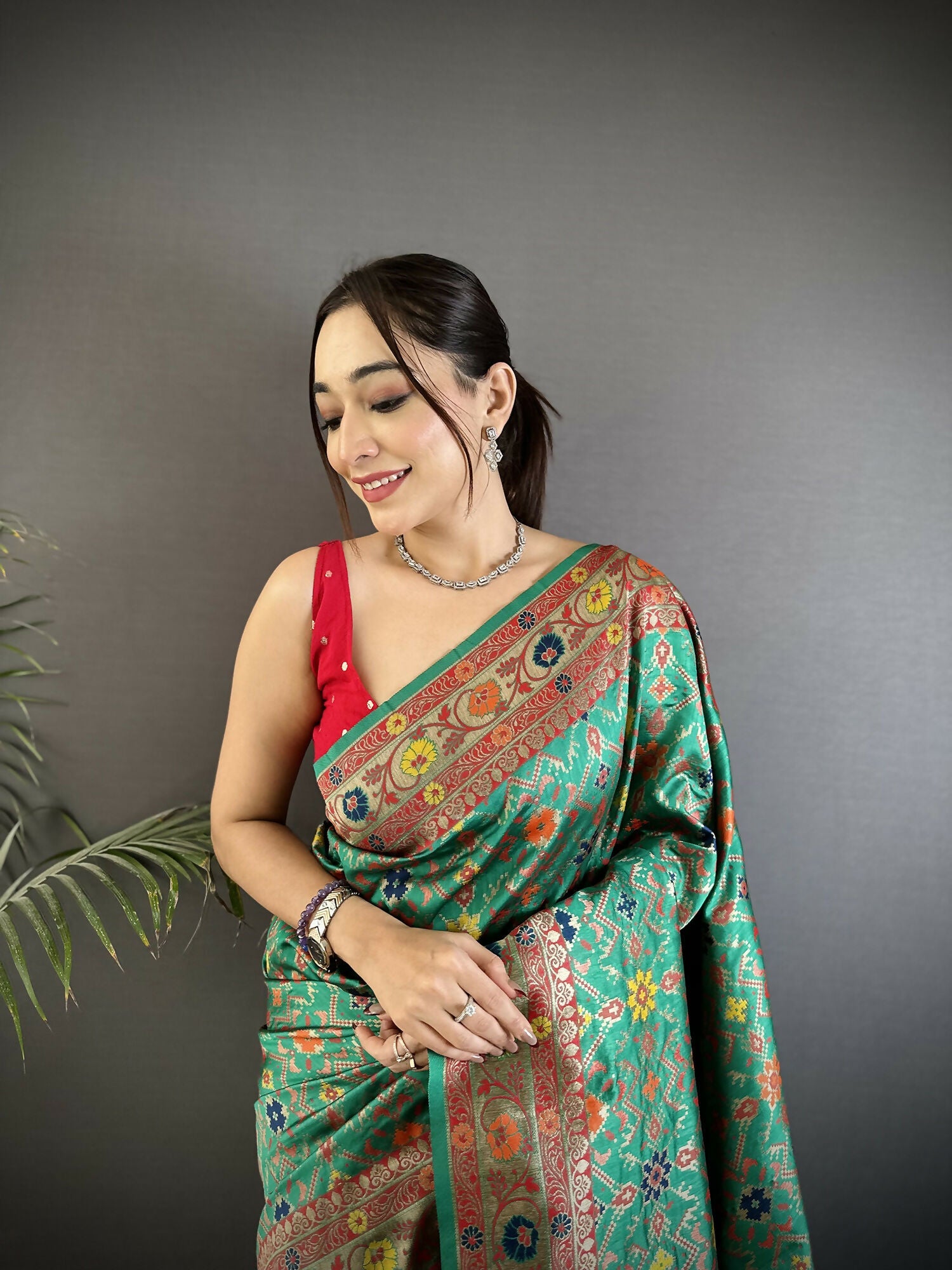 Joban Fashion Green Banarasi Soft Silk Woven Saree