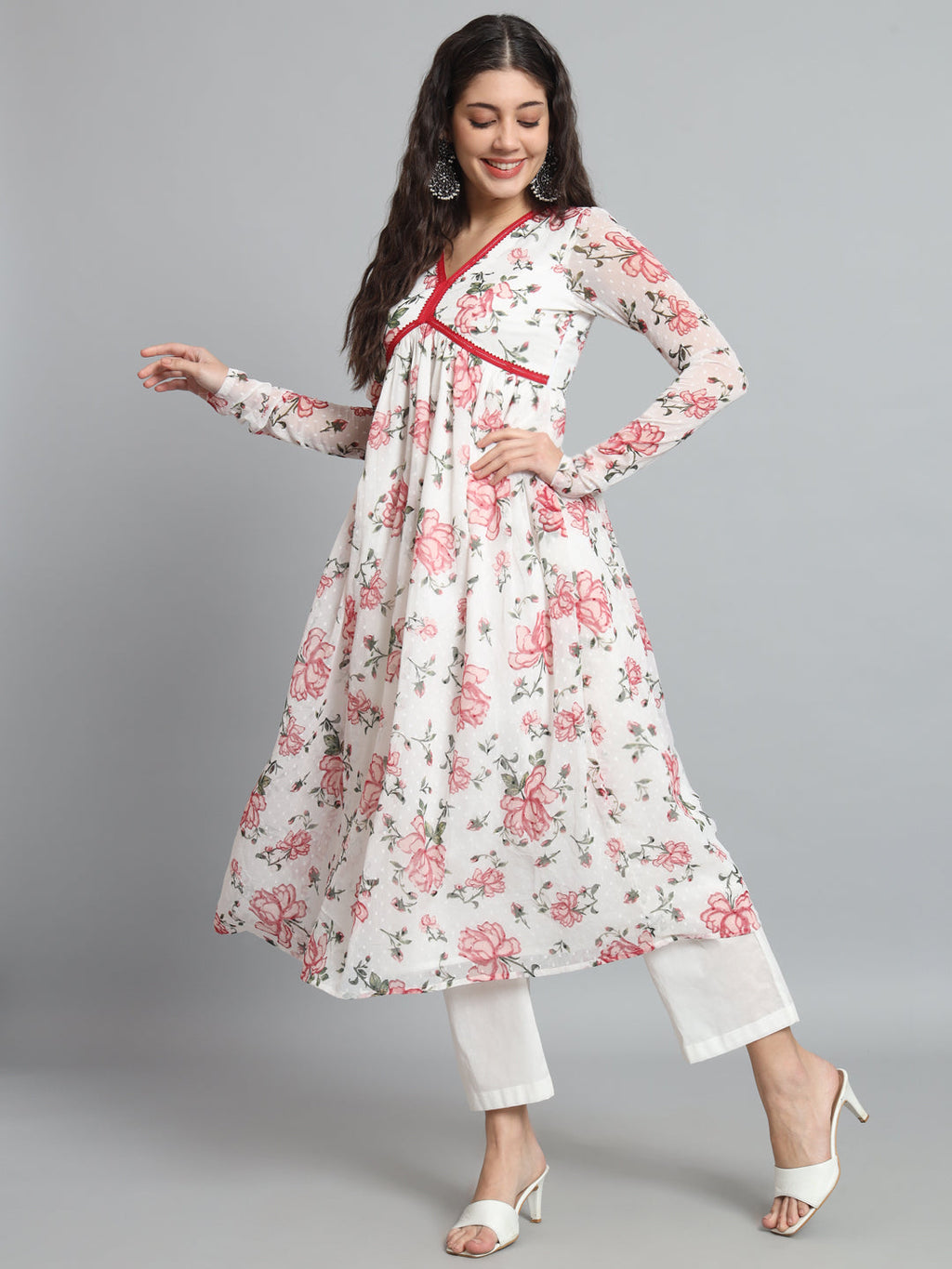 Fab Fashion White Floral Alia Cut Set