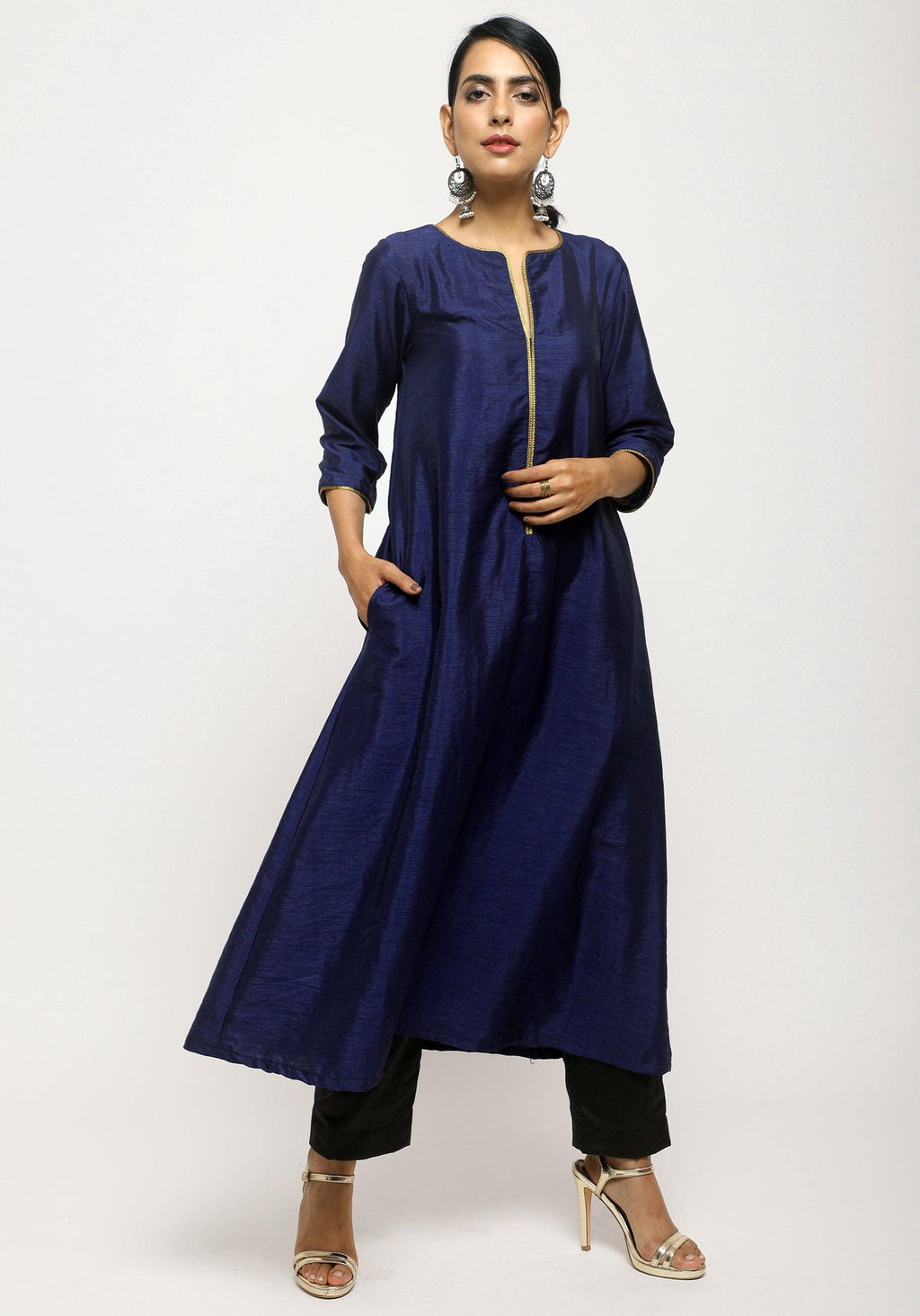 trueBrowns Blue Laced Kurta Set