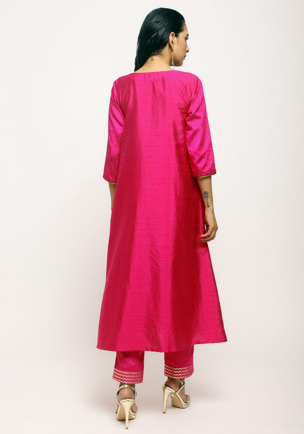 trueBrowns Pink Laced Kurta- Foil Pant
